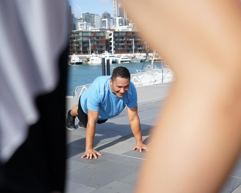 Personal trainer outdoors in Auckland - Thrmylens from Getty