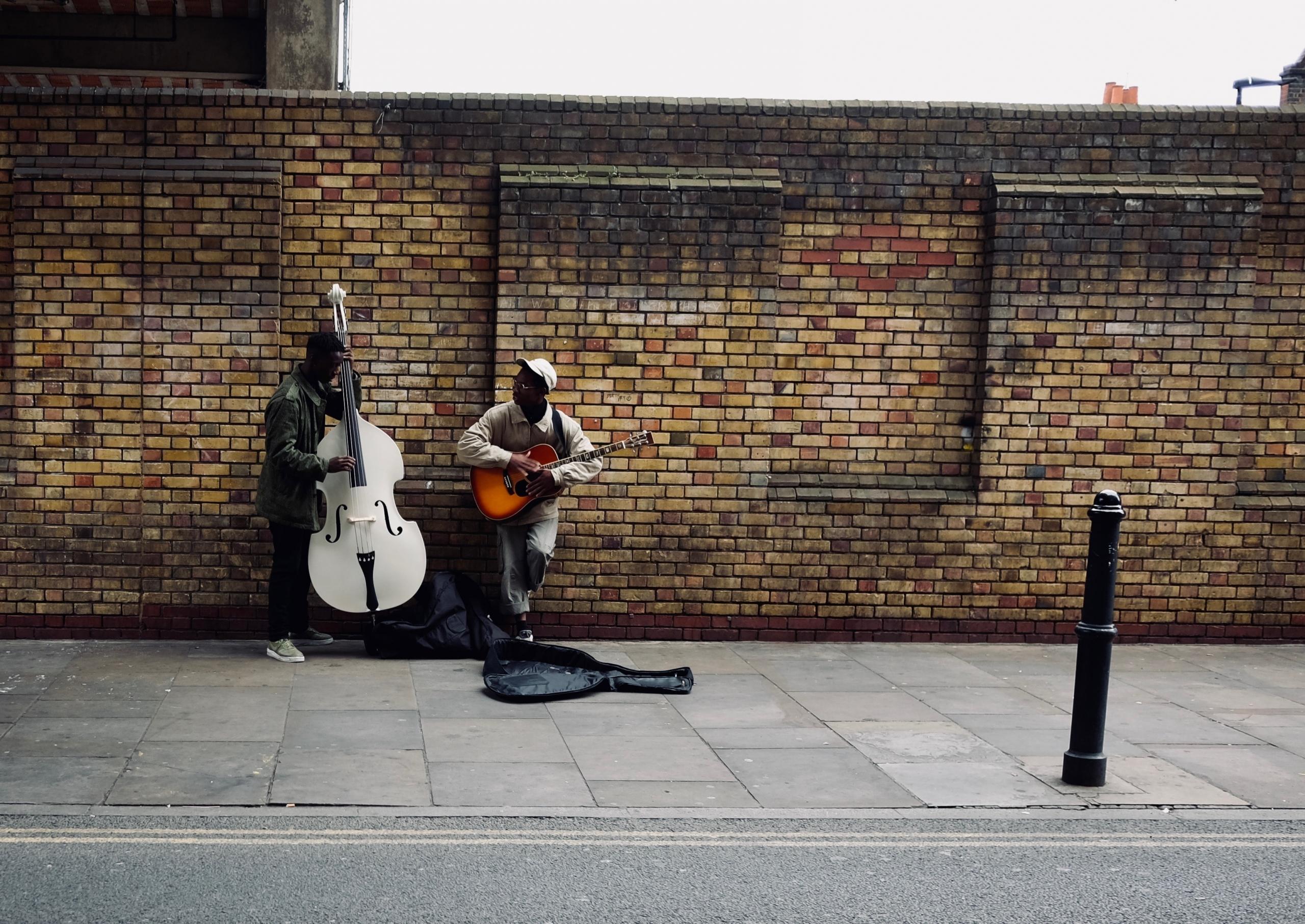 The guitar combines very well with other instruments