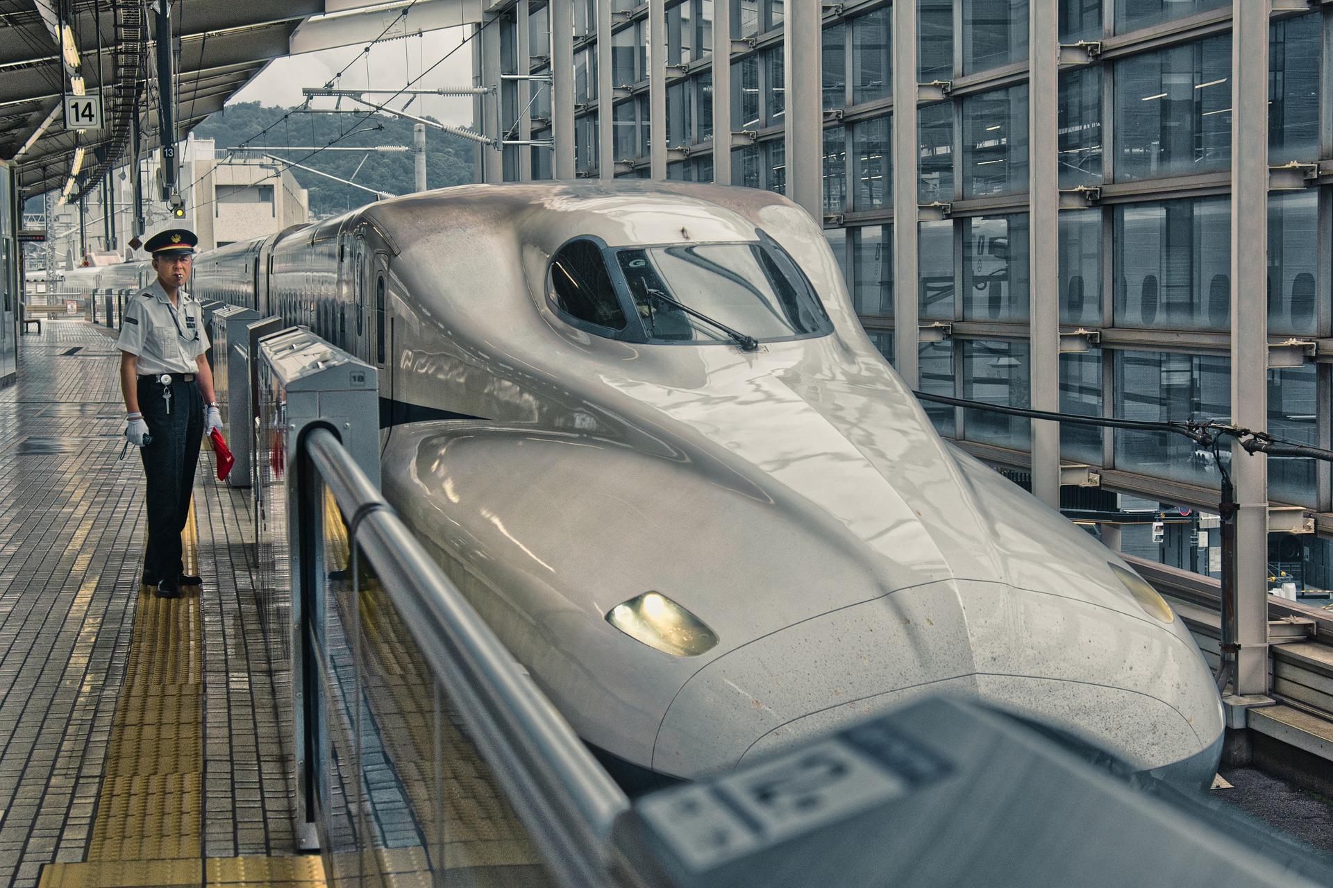 shinkansen-bullet-train in Japan
