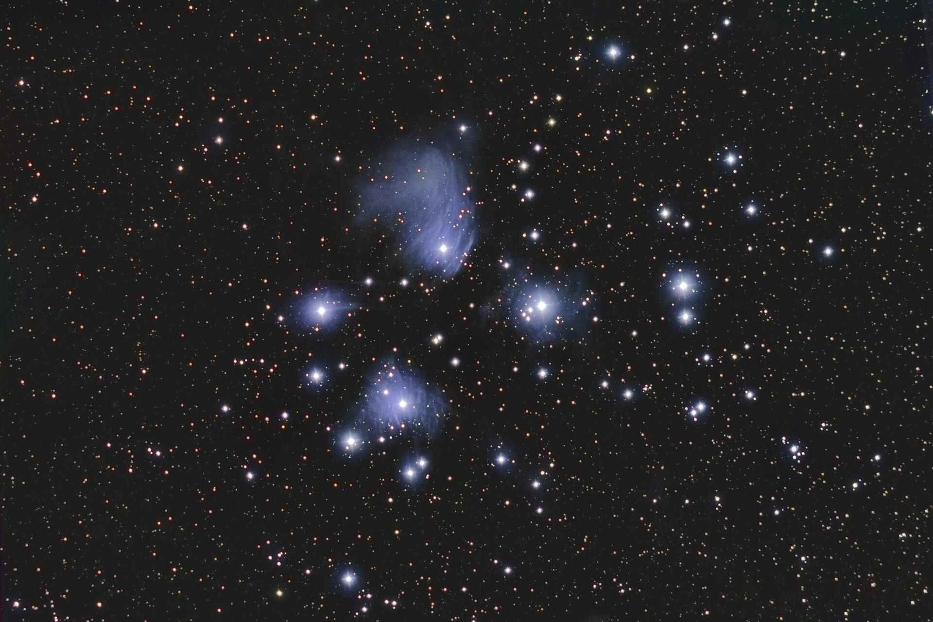 The constellation Matariki (Pleiades, M45).