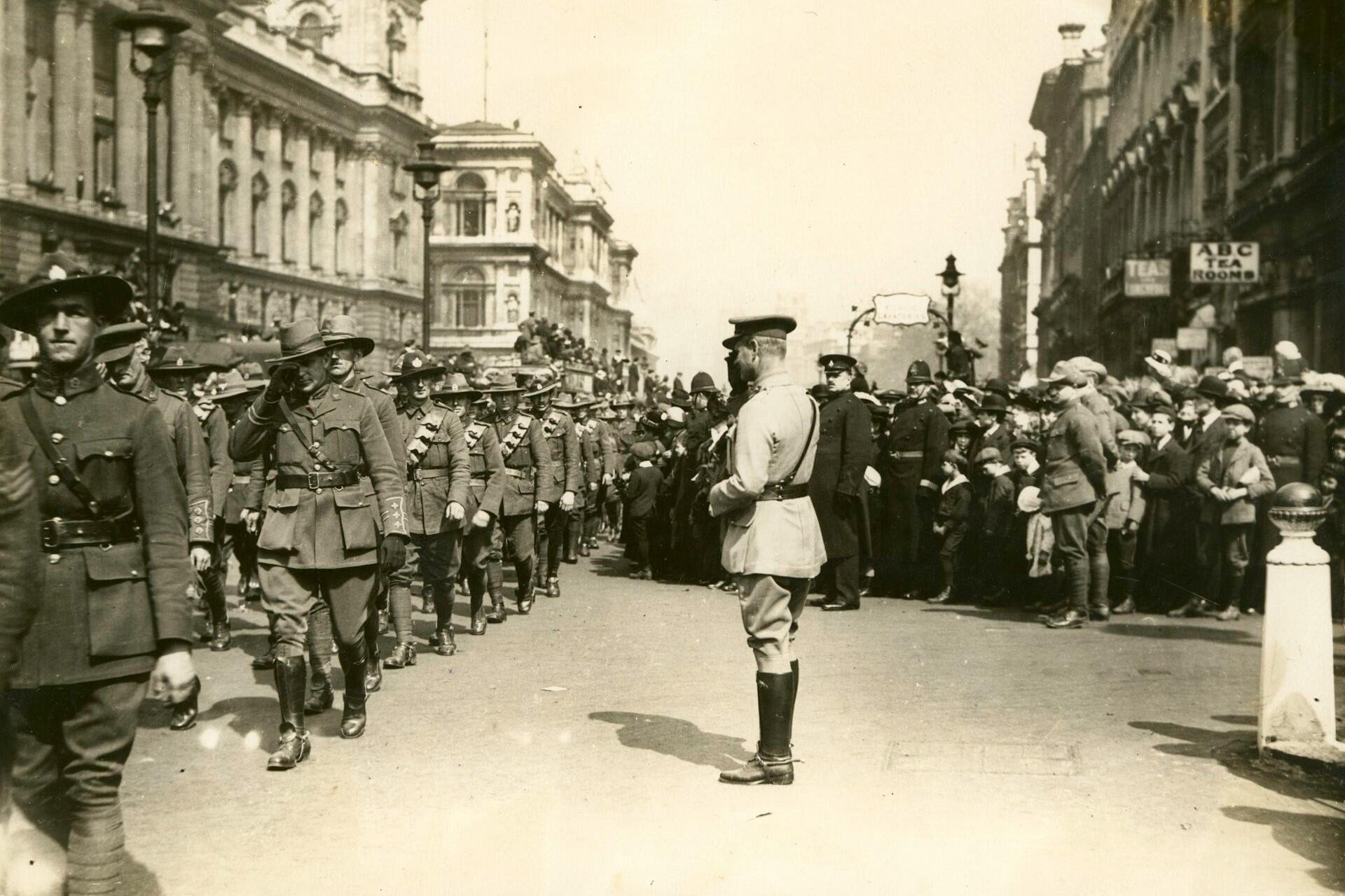 New Zealand servicemen on Anzac Day in London, 1919.