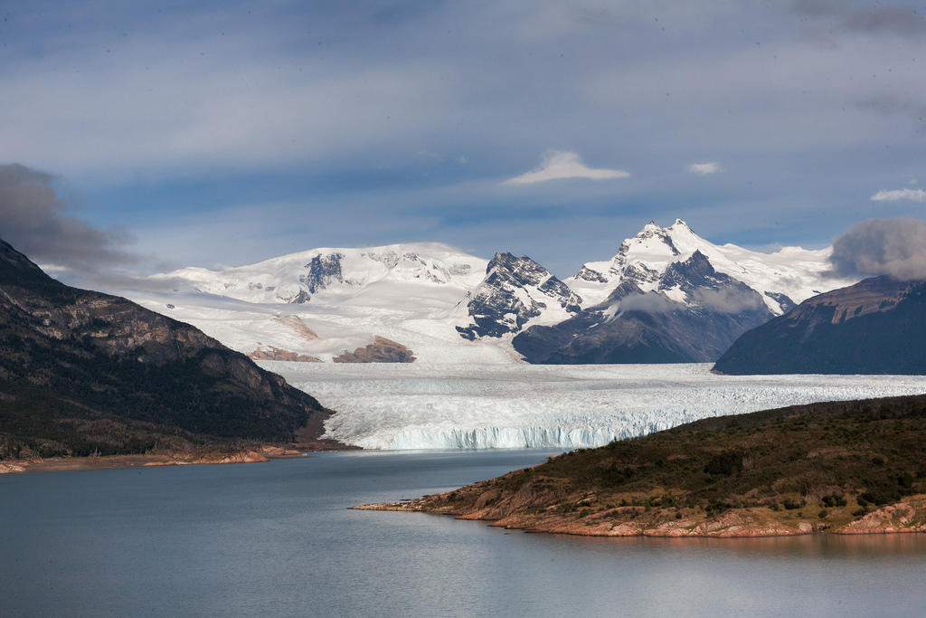 Discover the landscapes of Argentina and learn the language