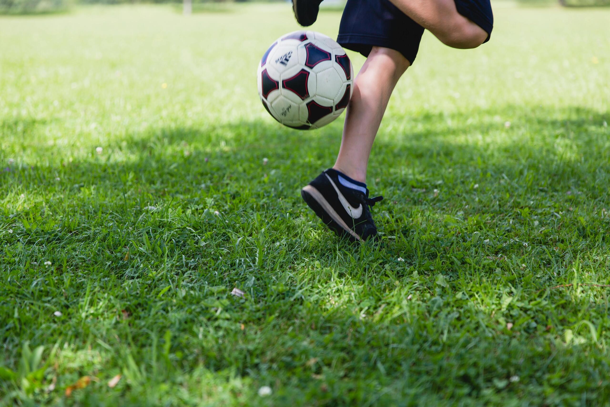 Jugando Football
