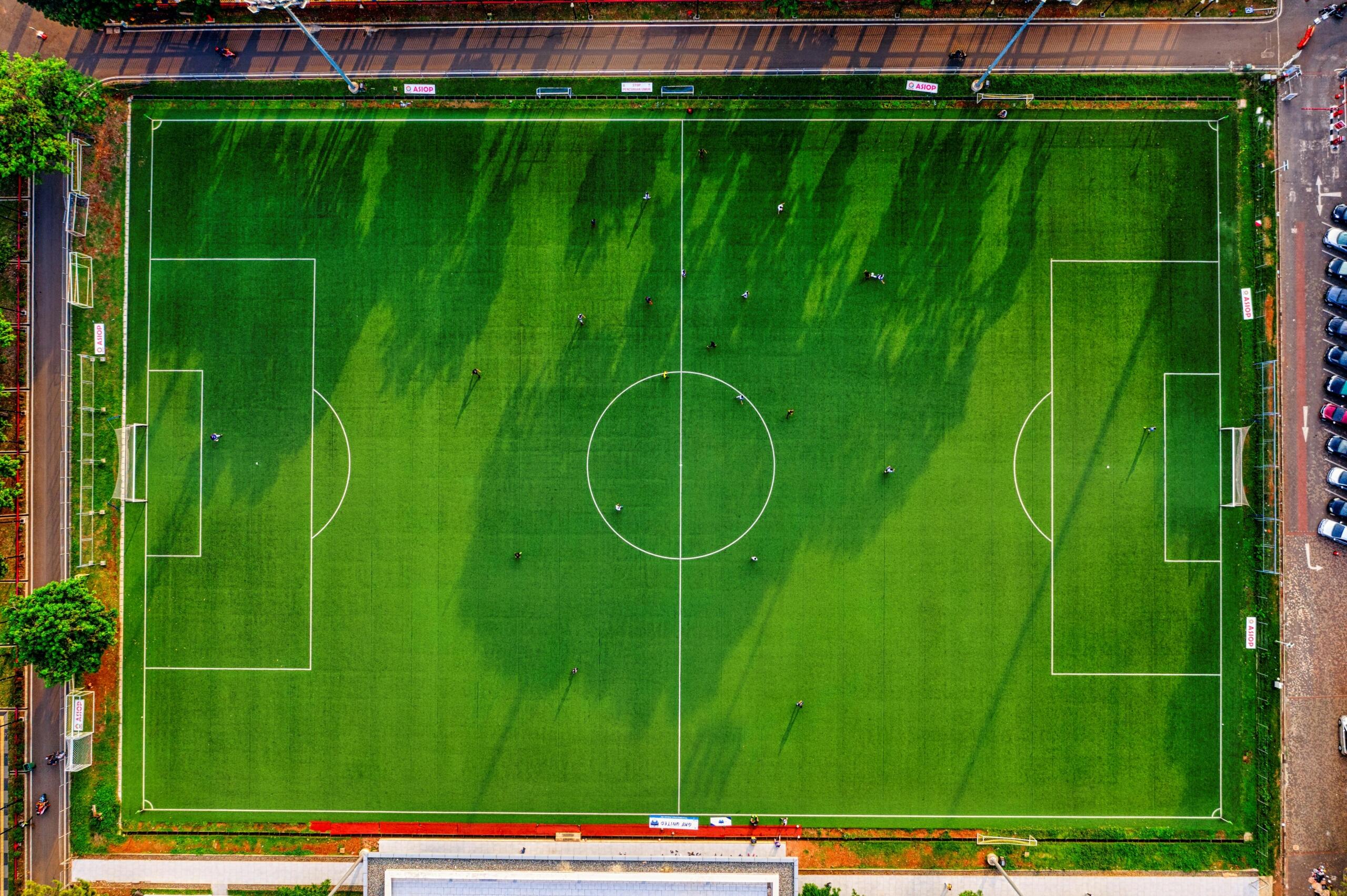 Foto De Vista Superior Del Campo De Fútbol Durante El Día