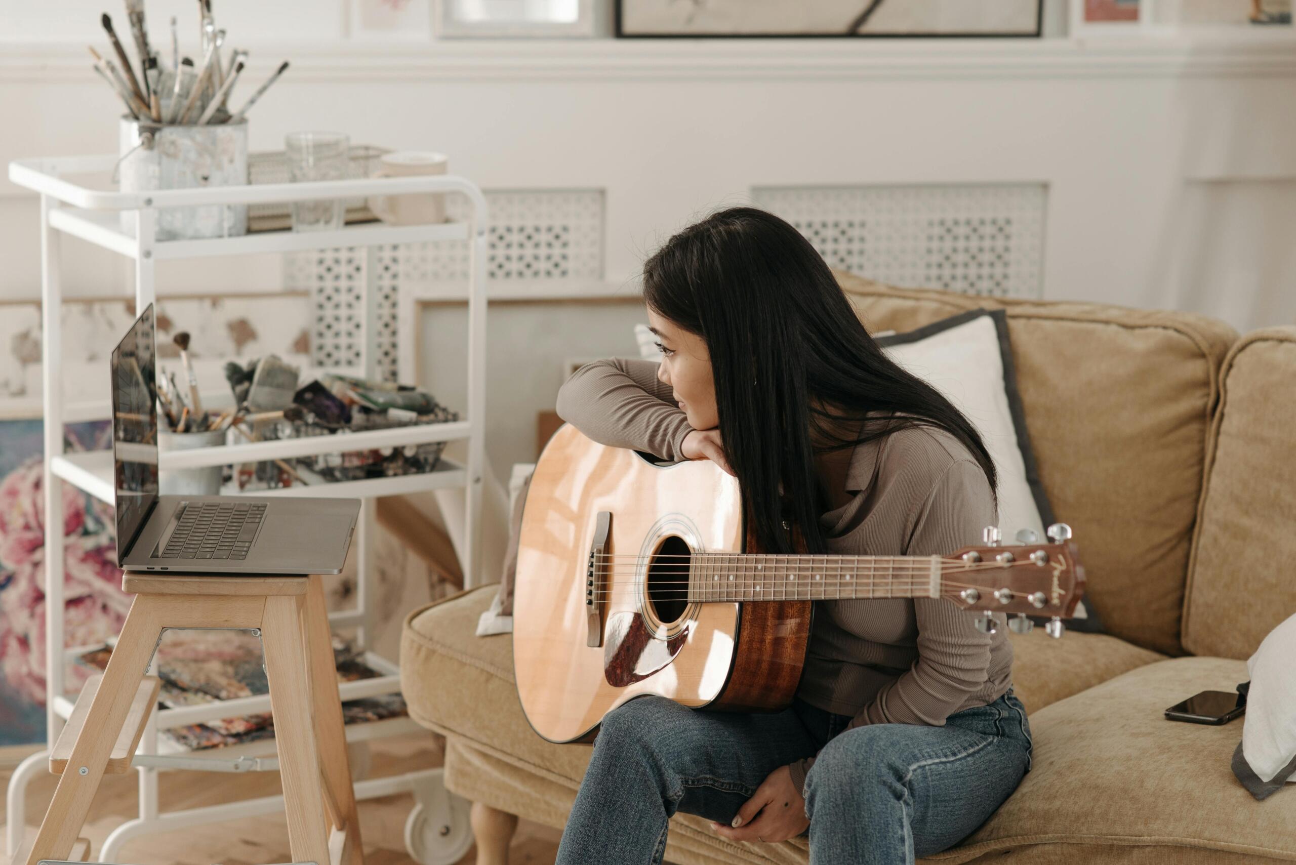 Aprendiendo guitarra en línea