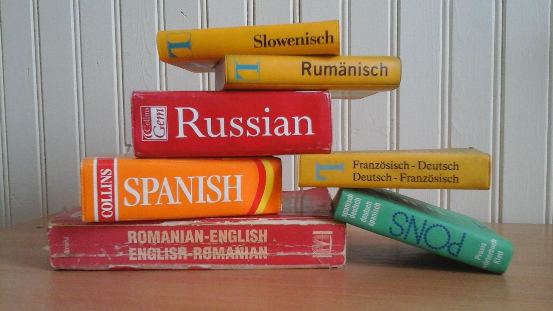Diccionarios de varios idiomas 