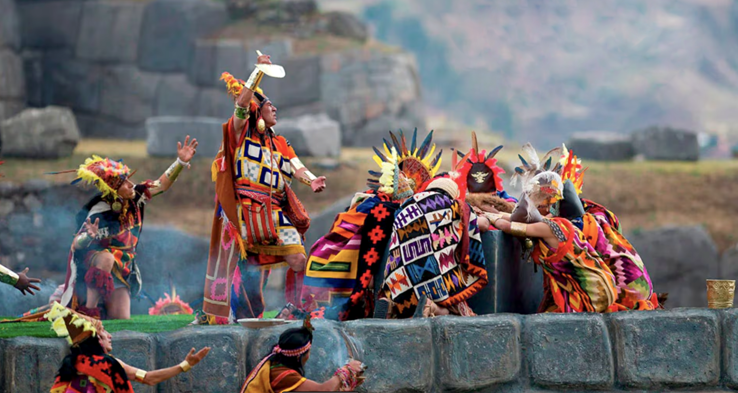 escenificacion de la ceremonia Inti raymi en Sacsayhuaman