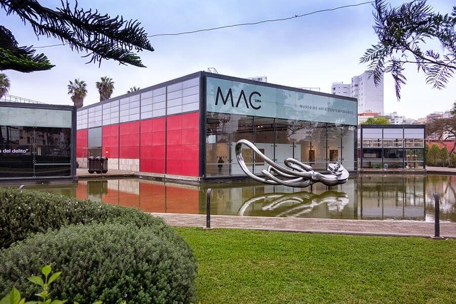 vista exterior del Museo de Arte Contemporáneo (MAC) Lima