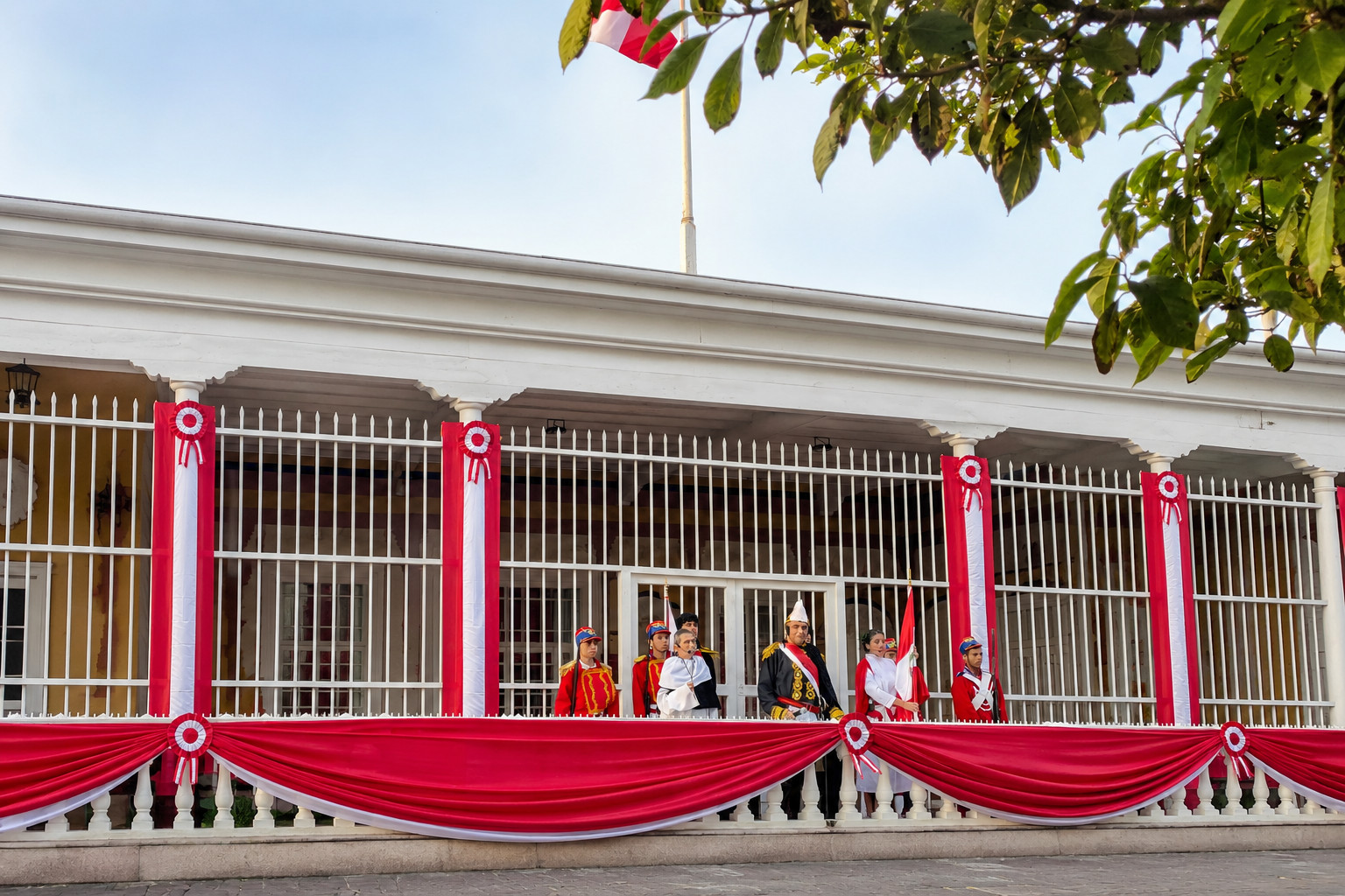 Decoración de los colegios en rojo y blanco