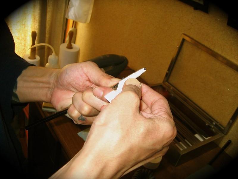 przygotowywanie tebori japońskiej igły do tatuowania