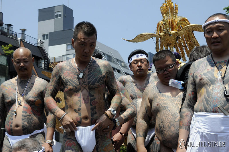 japońska yakuza podczas festiwalu