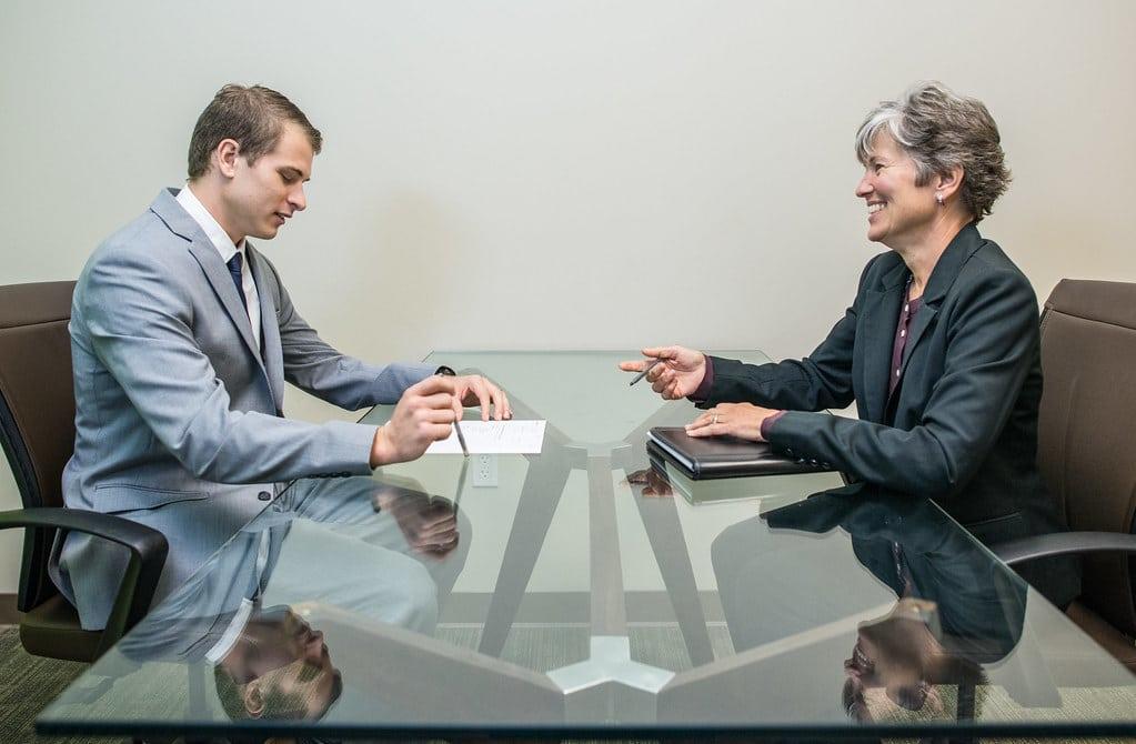 przeprowadzanie rozmowy kwalifikacyjnej
