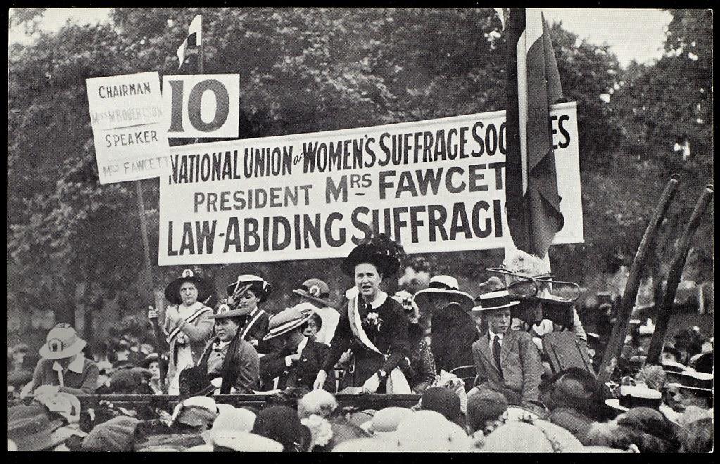 Millicent Fawcett na fotografii czarno-białej
