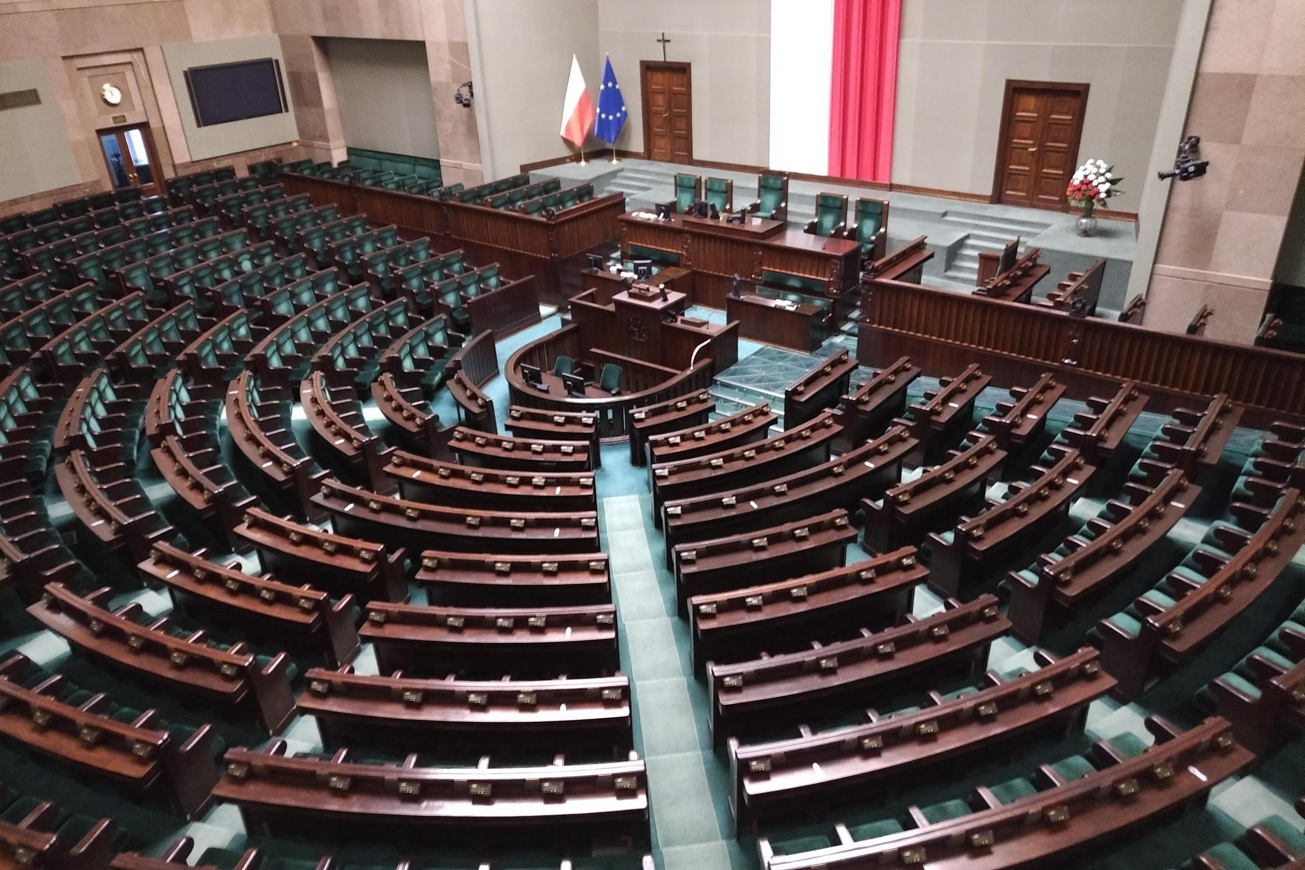 Polska sala sejmowa.