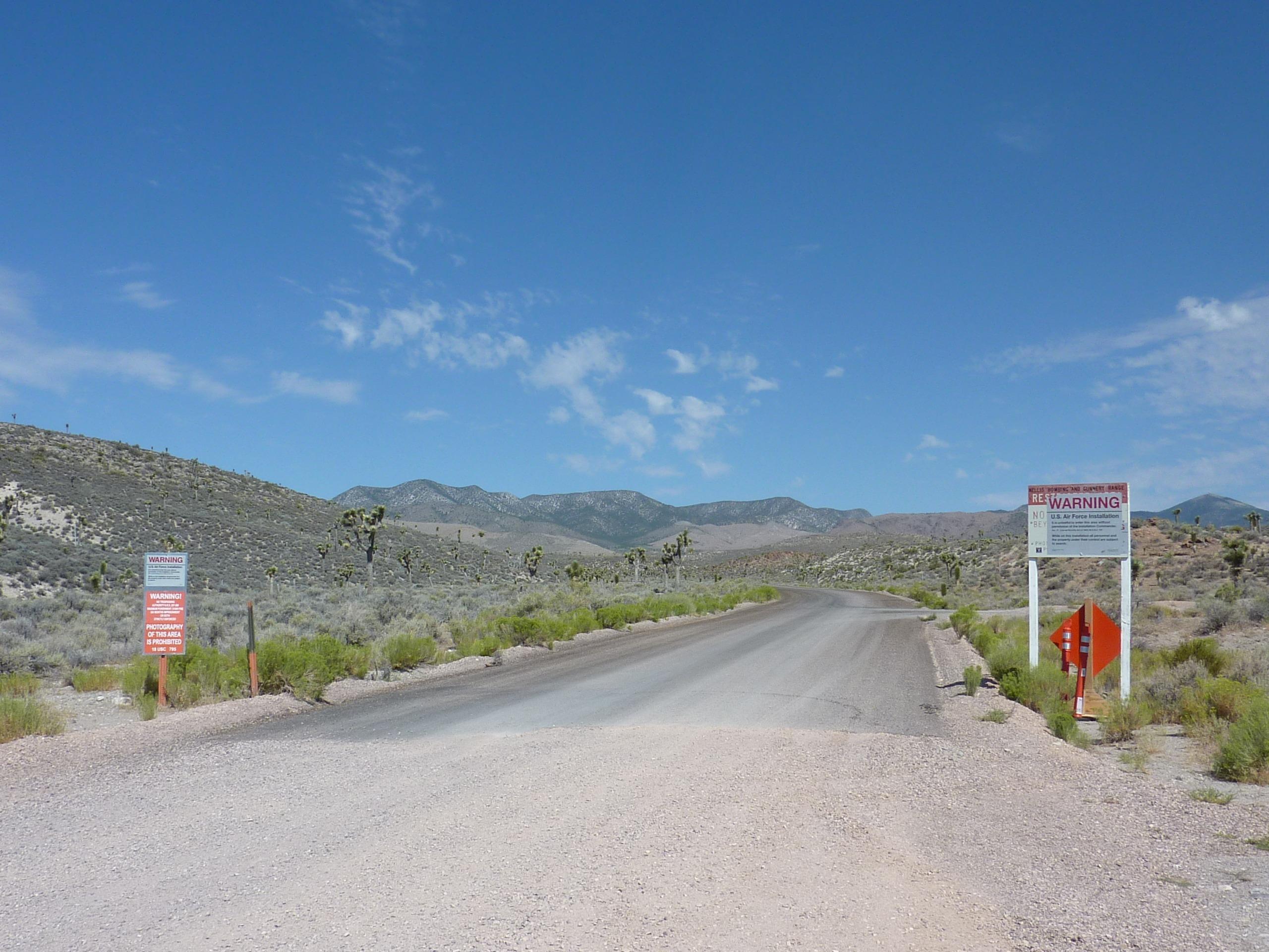 Autostrada w Nevadzie przy Area 51.