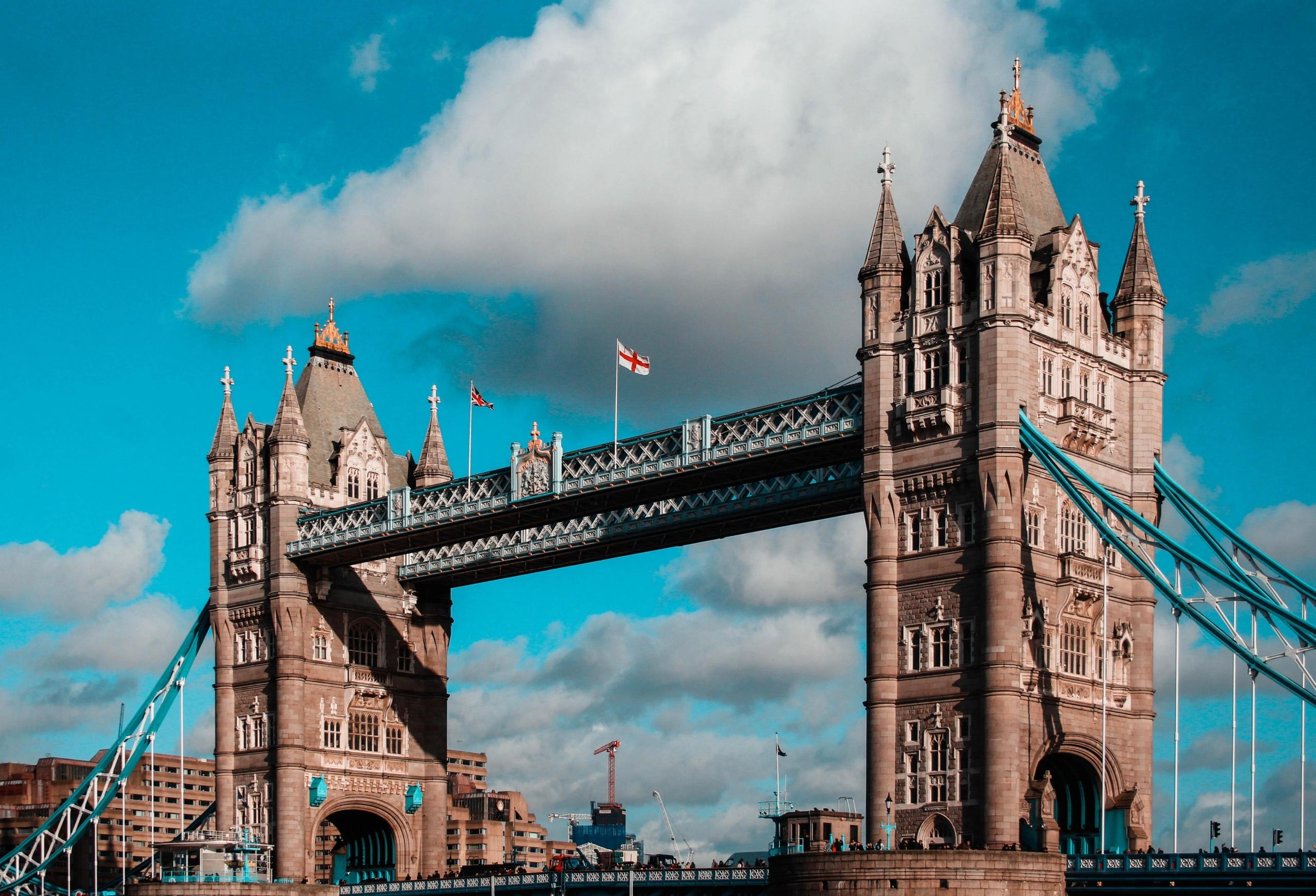 Londyński Tower Bridge.
