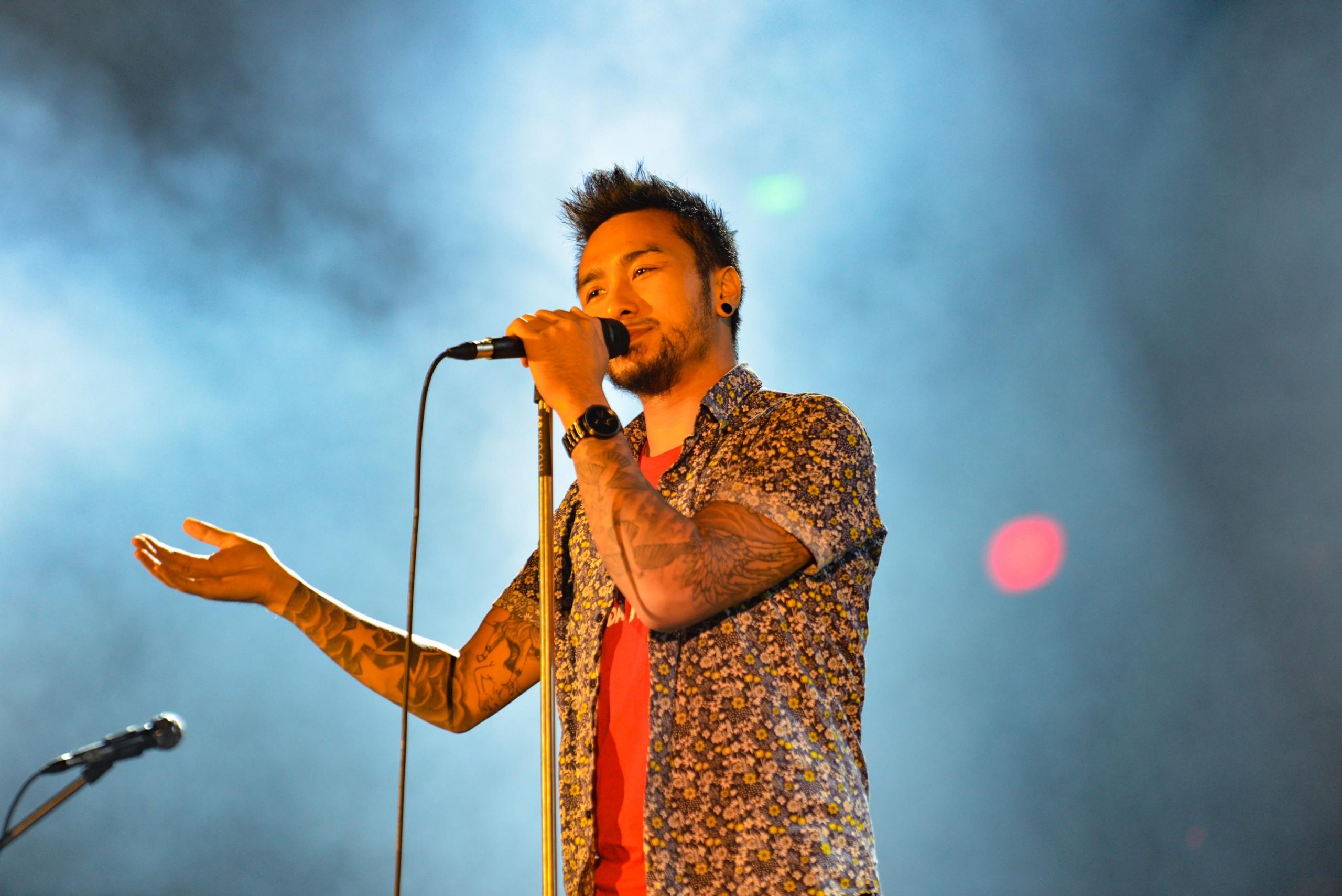 Postawa podczas samodzielnej nauki śpiewania.