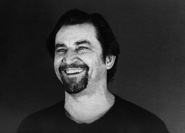 Maurice Béjart czarno-biały portret choreografa