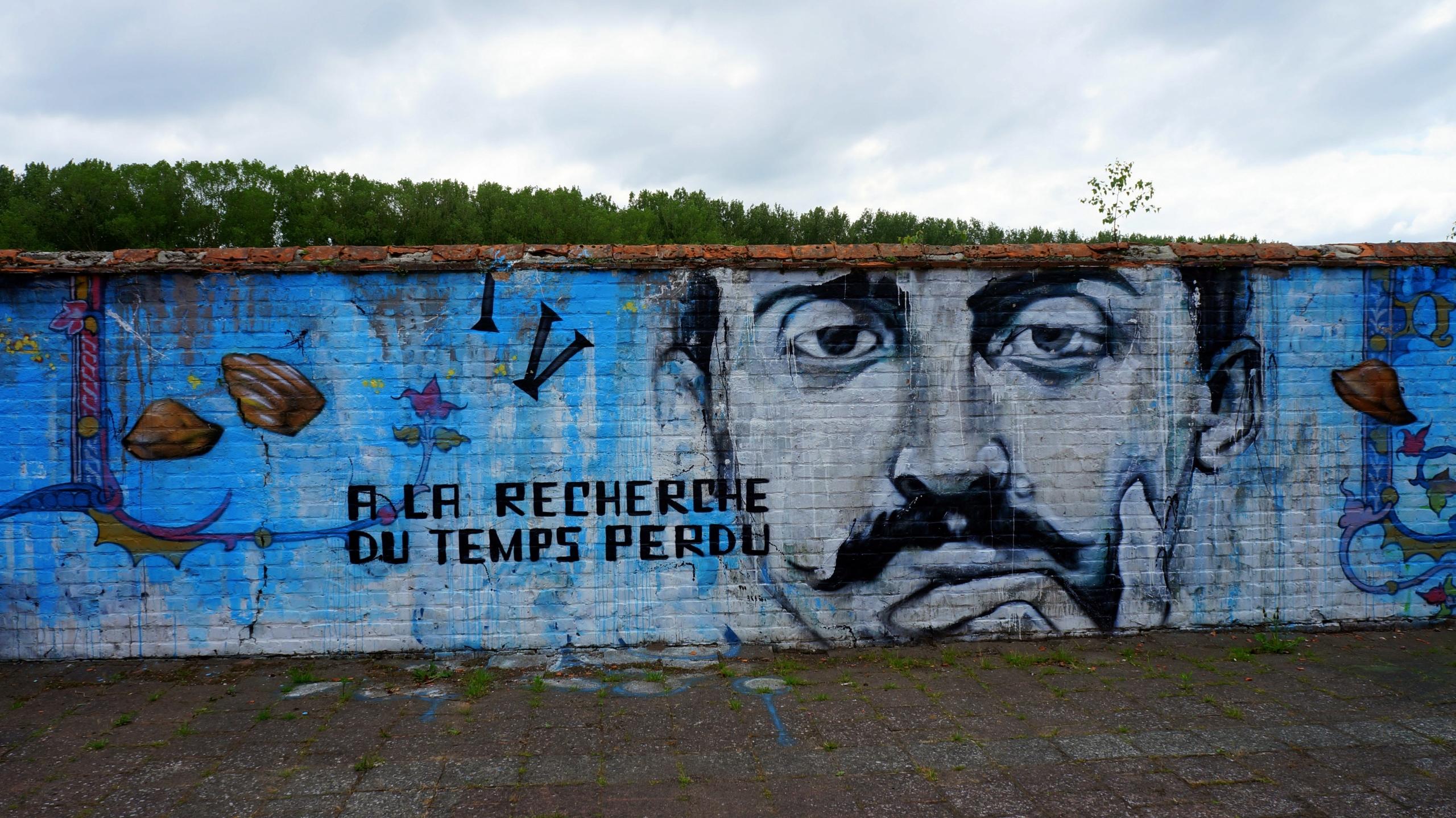 Korzyści z nauki francuskiego, mural.
