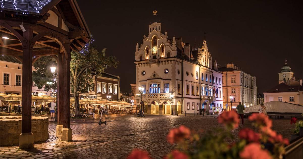 Ratusz w Rzeszowie nauka śpiewu