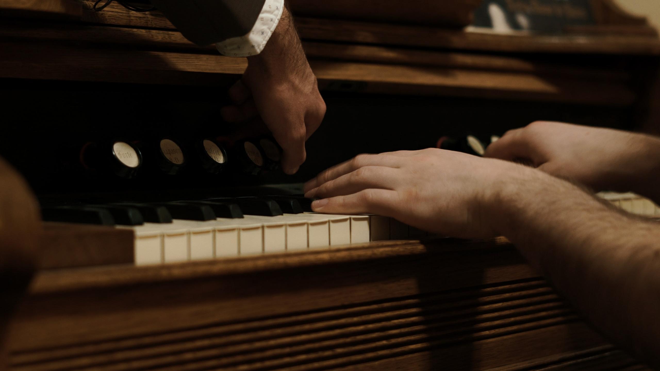 Nauka gry na pianinie w Lublinie.