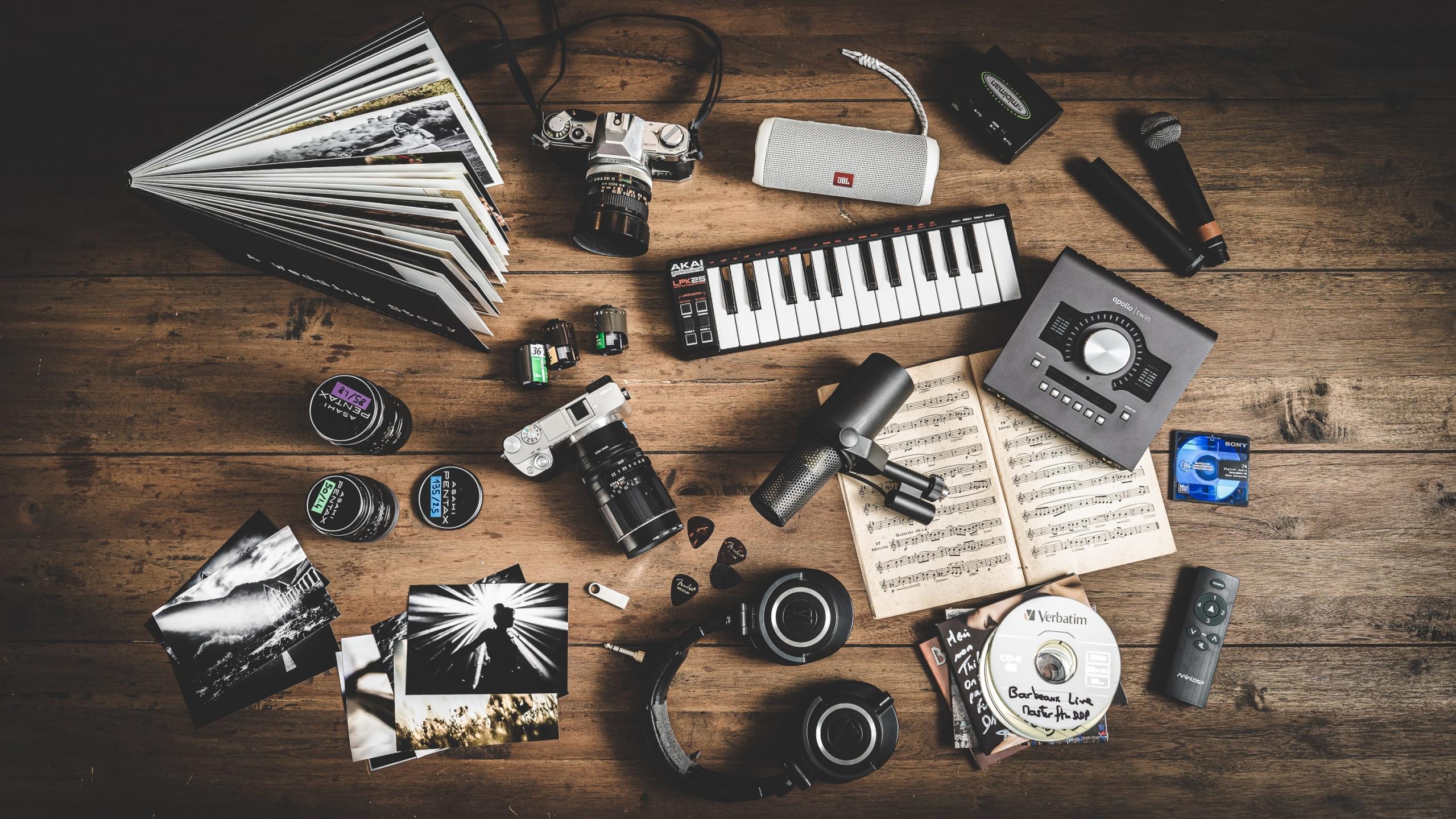 Akcesoria do pianina.