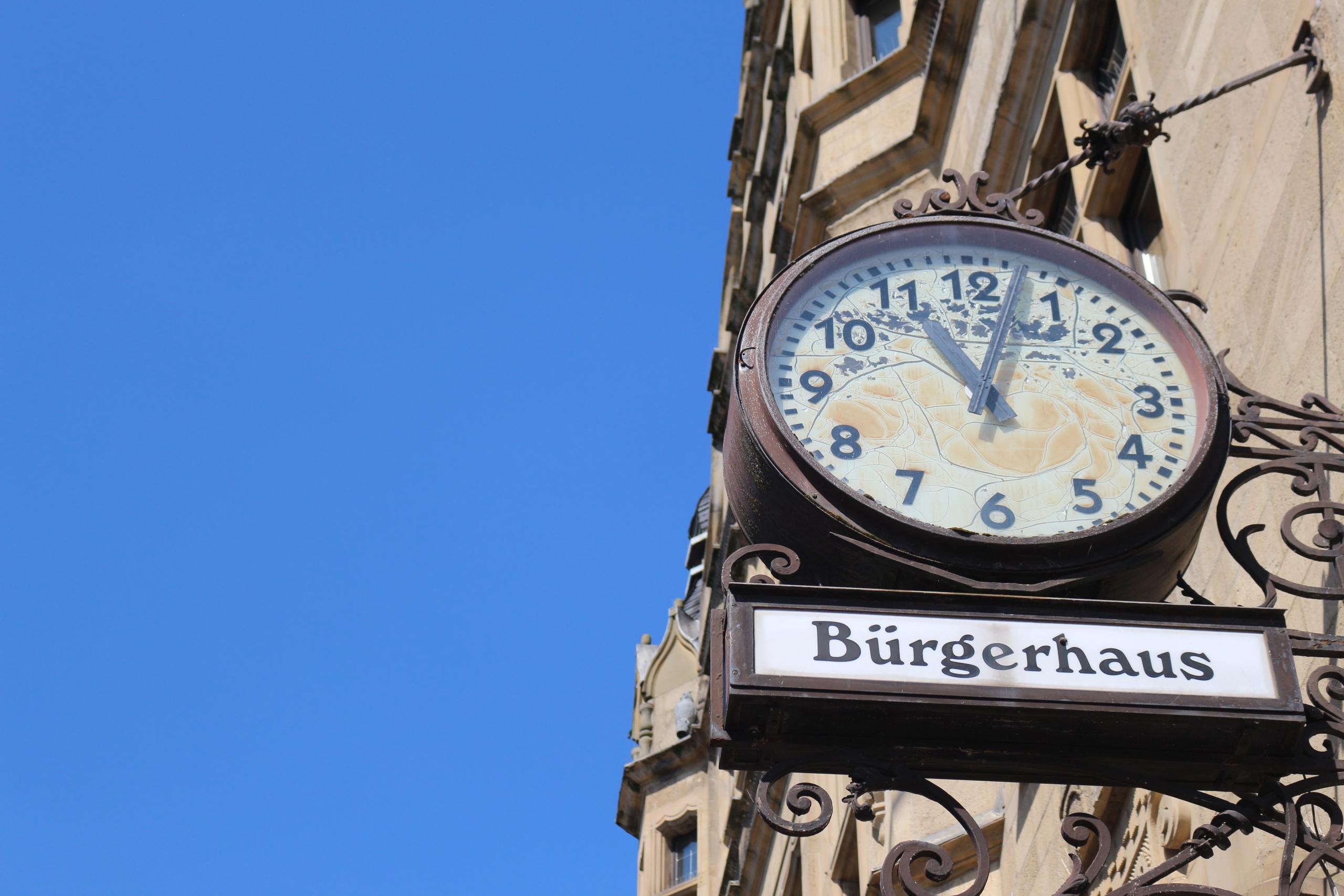 Zegar, nauka niemieckiego.