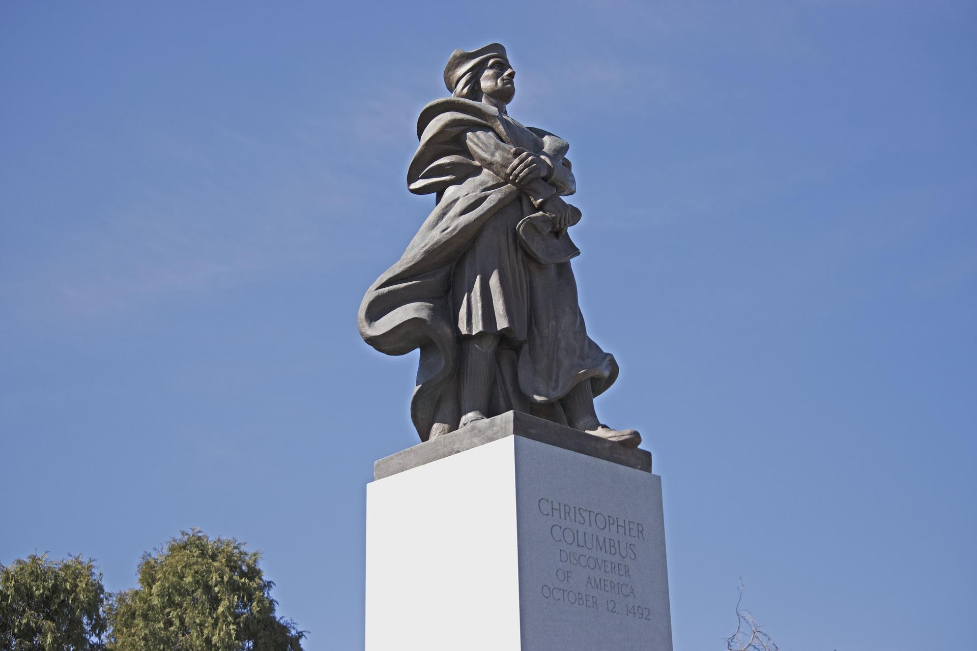 Pomnik Krzysztofa Kolumba.