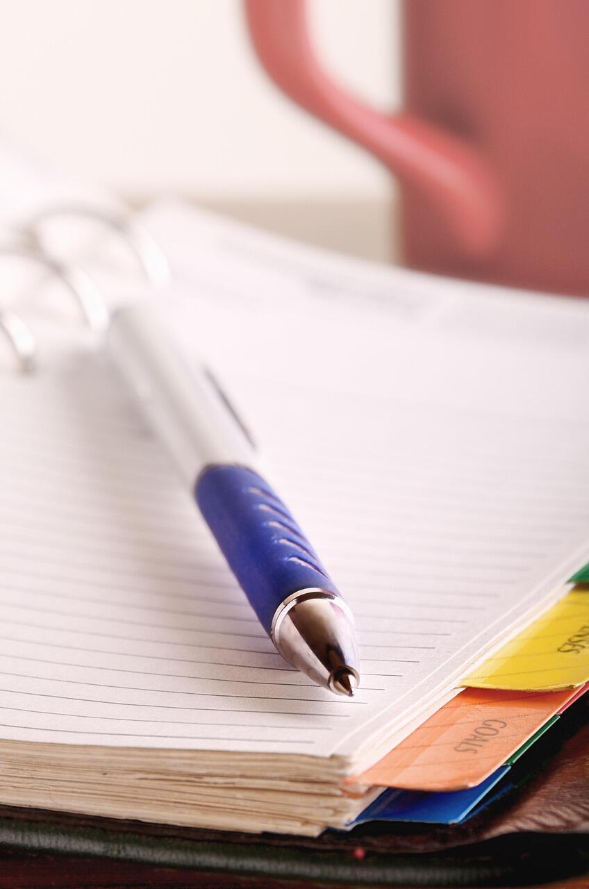 Notatnik z długopisem