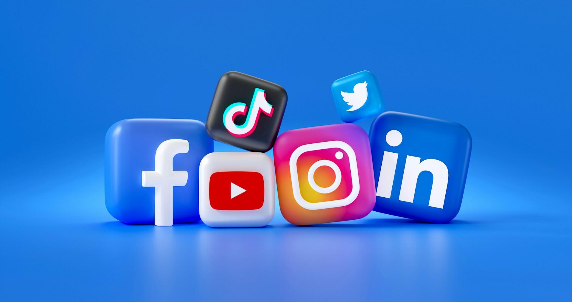 Ikony aplikacji social mediów.