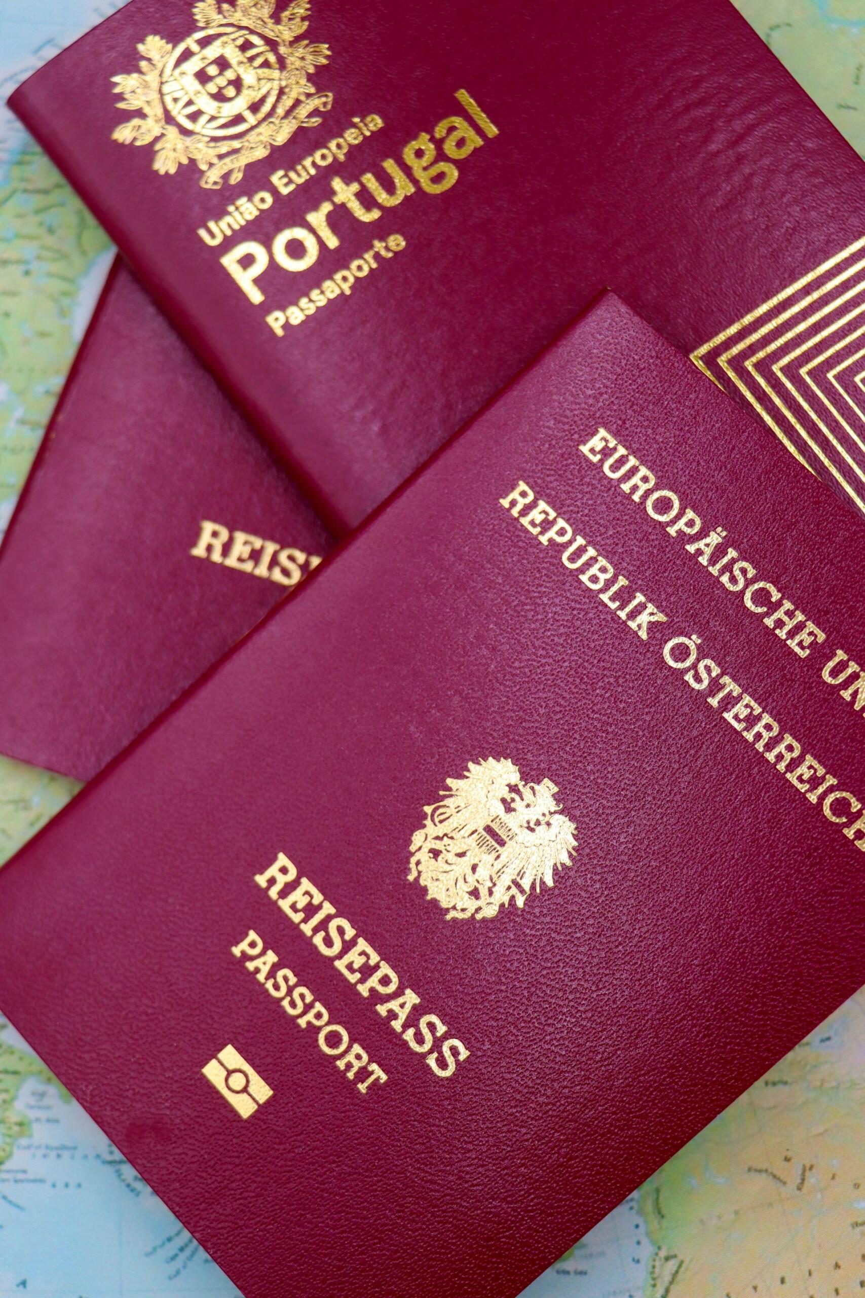 passaporte português e alemão