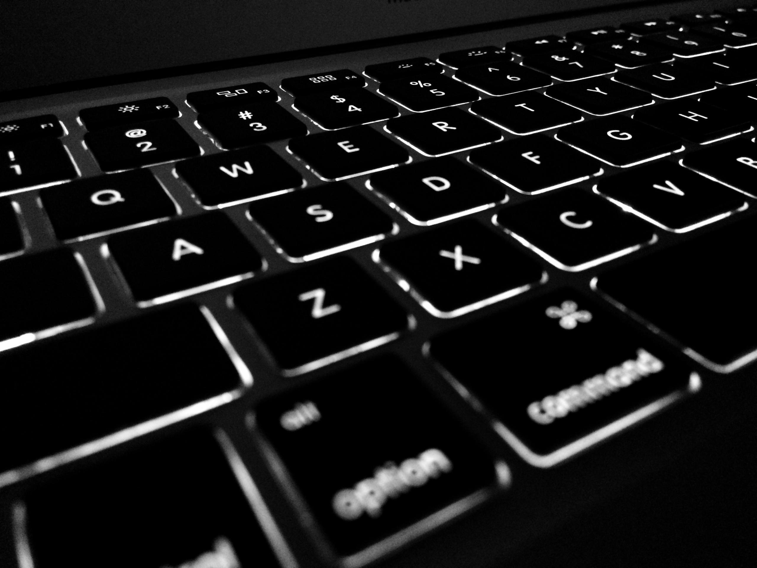 Praticar no curso de informatica para desenvolver competências digitais