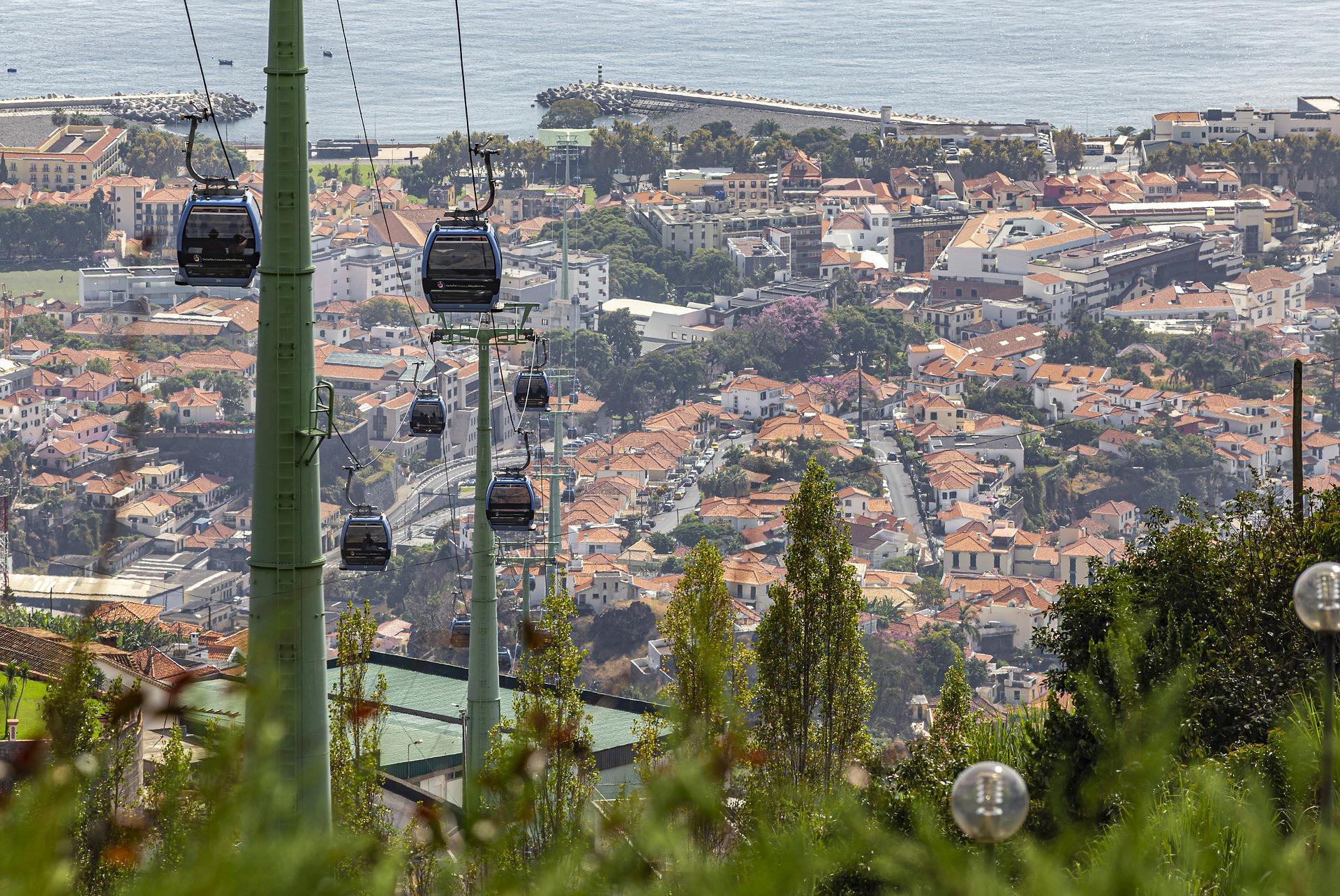 Aulas de canto em Funchal