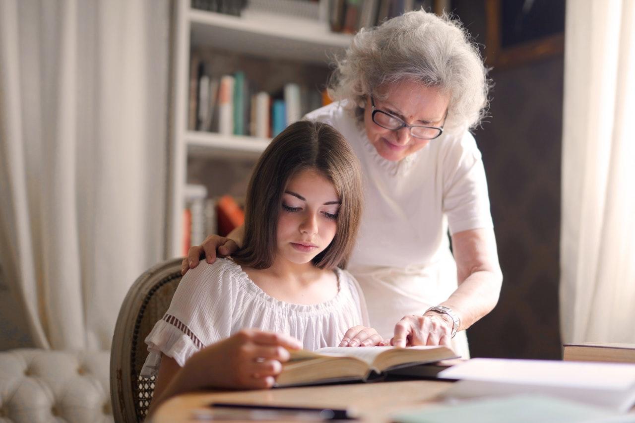 Os livros são uma ótima ferramenta para aprender latim