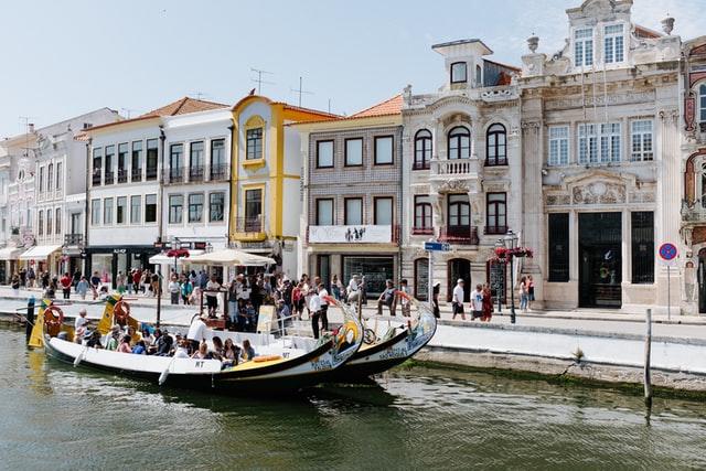 Encontre o melhor lugar para estudar física em Aveiro