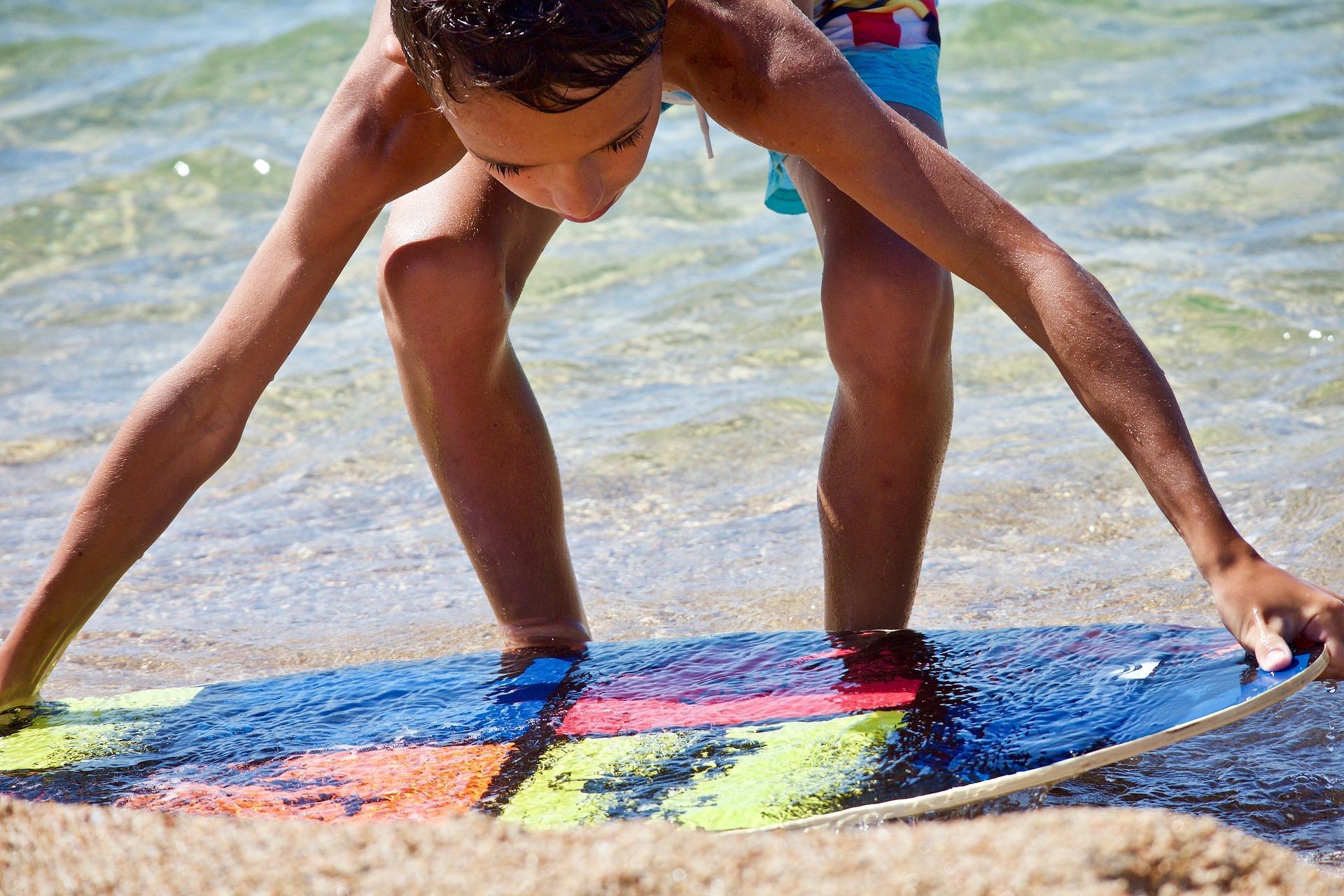 aulas de surf para todas as idades