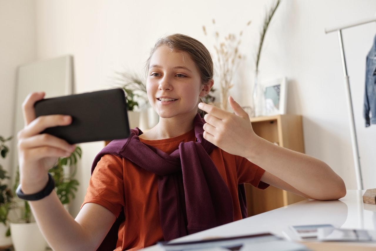Alunos perdem o foco com o telemóvel