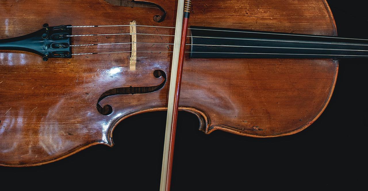 meio violino com arco