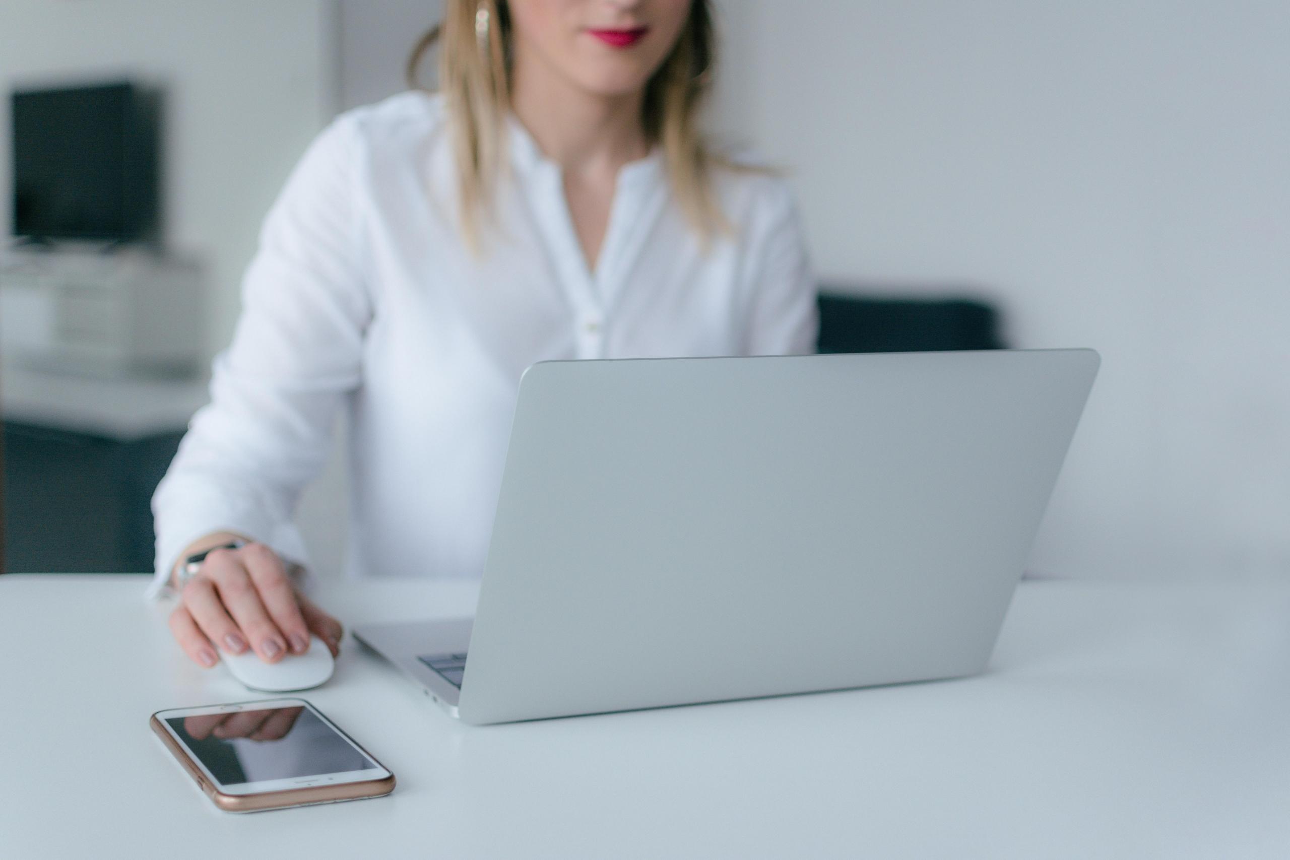 Escola virtual com aulas diversas