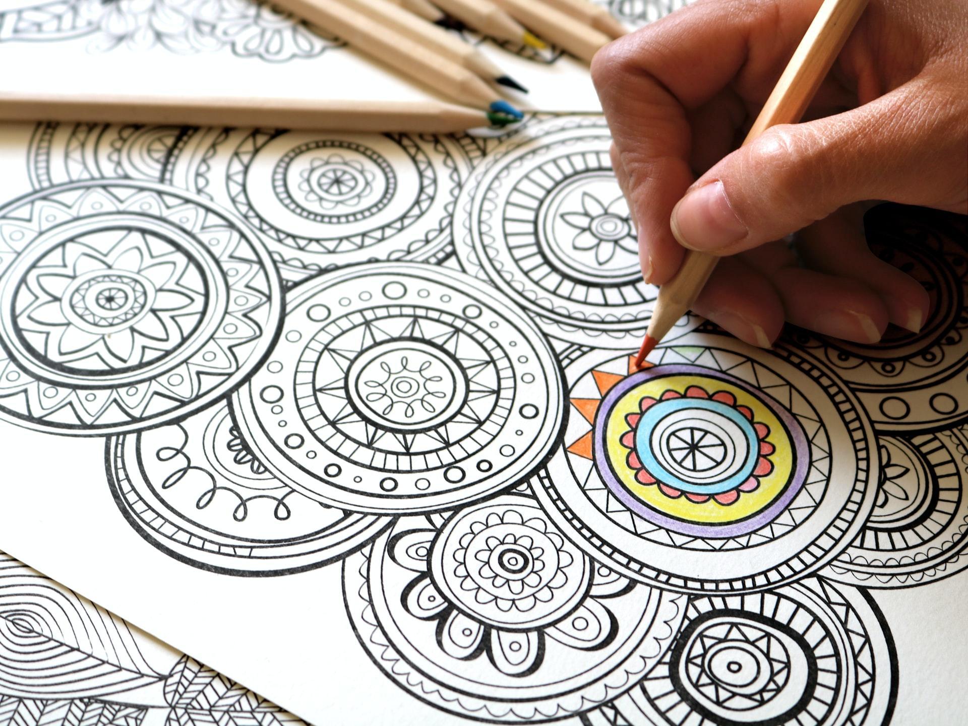 pintar mandalas