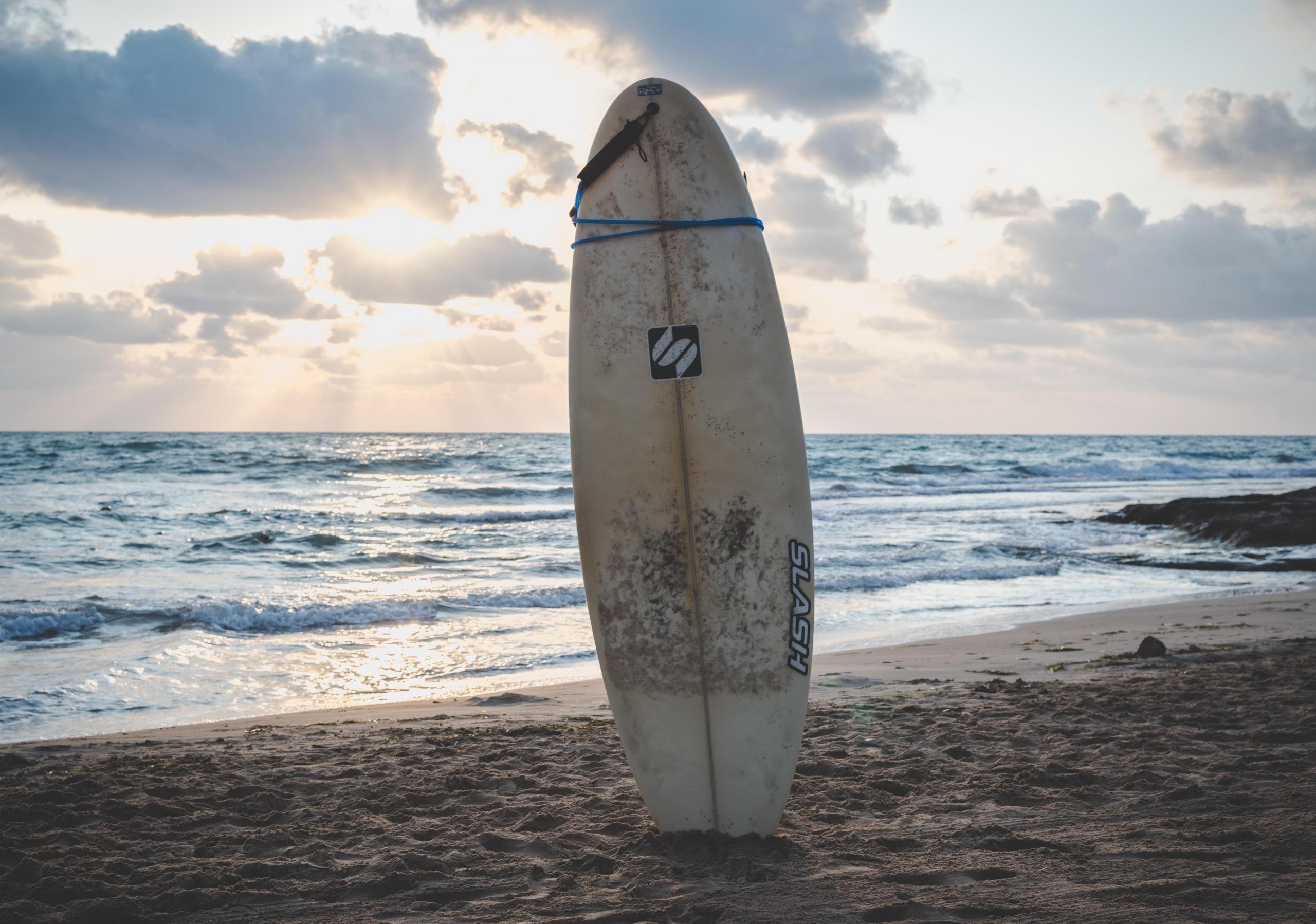 Prancha de surf na praia