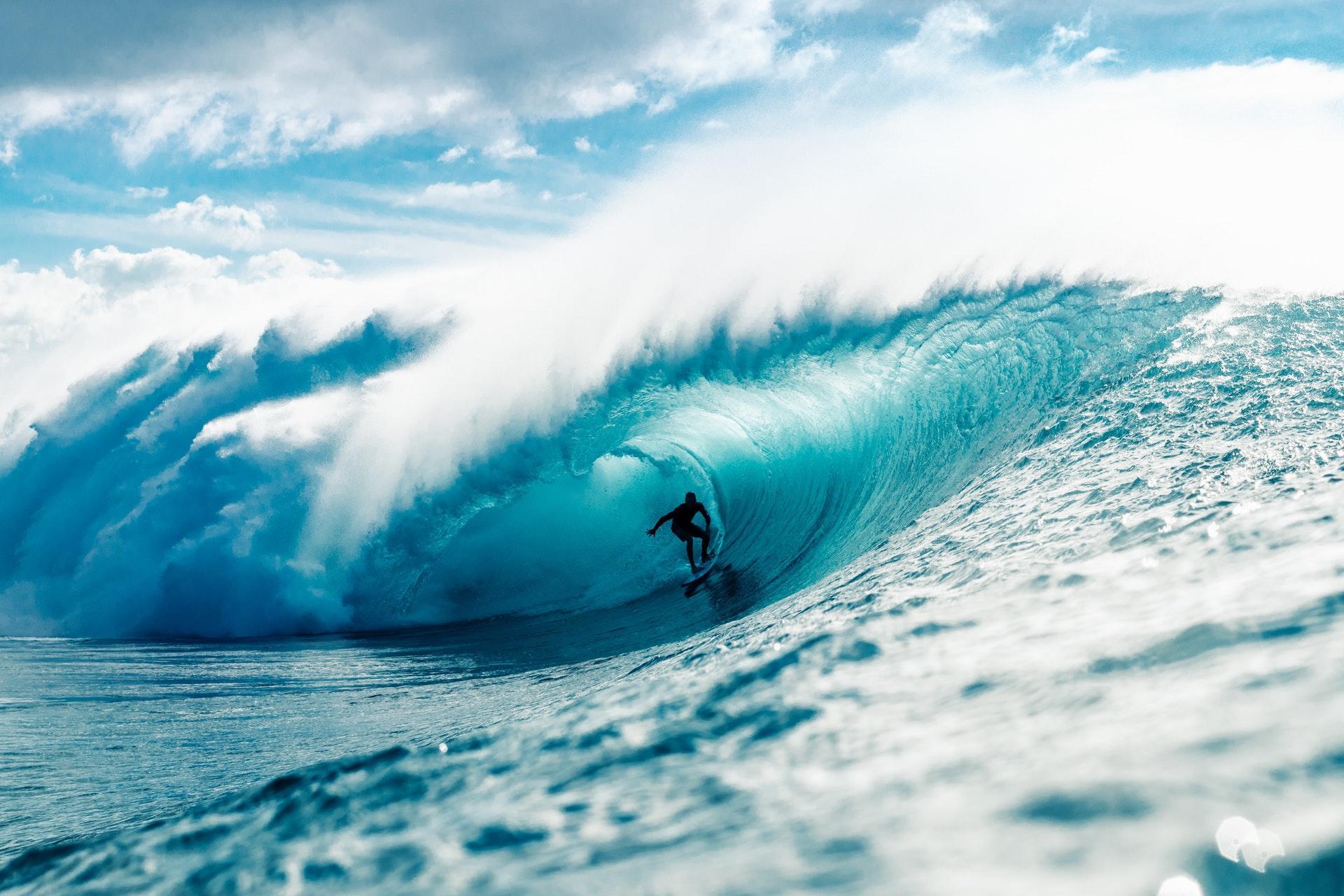 aulas de surf e principais campeonatos