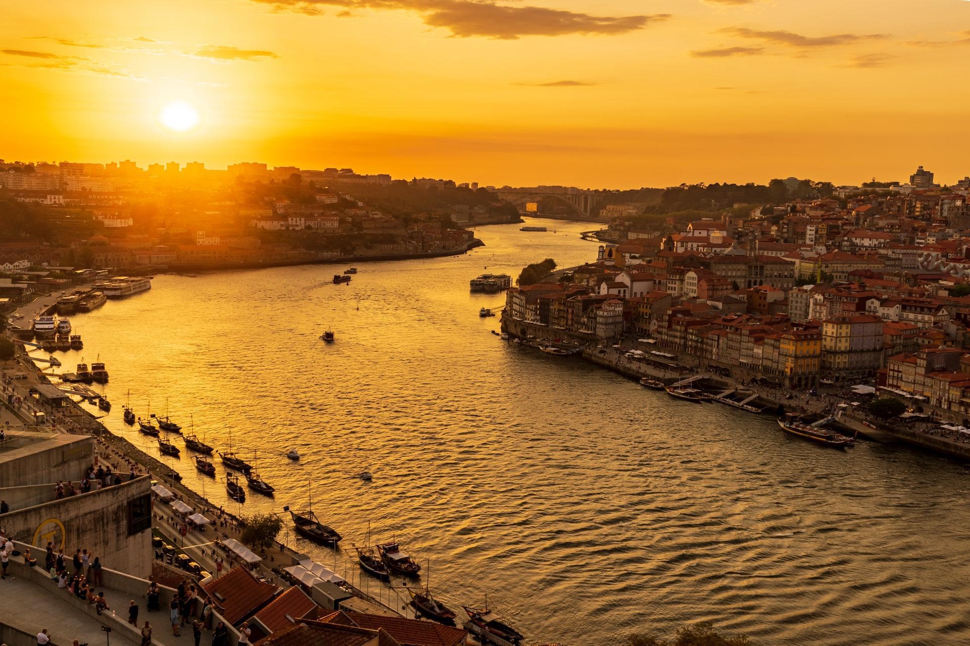 rio específico de Portugal