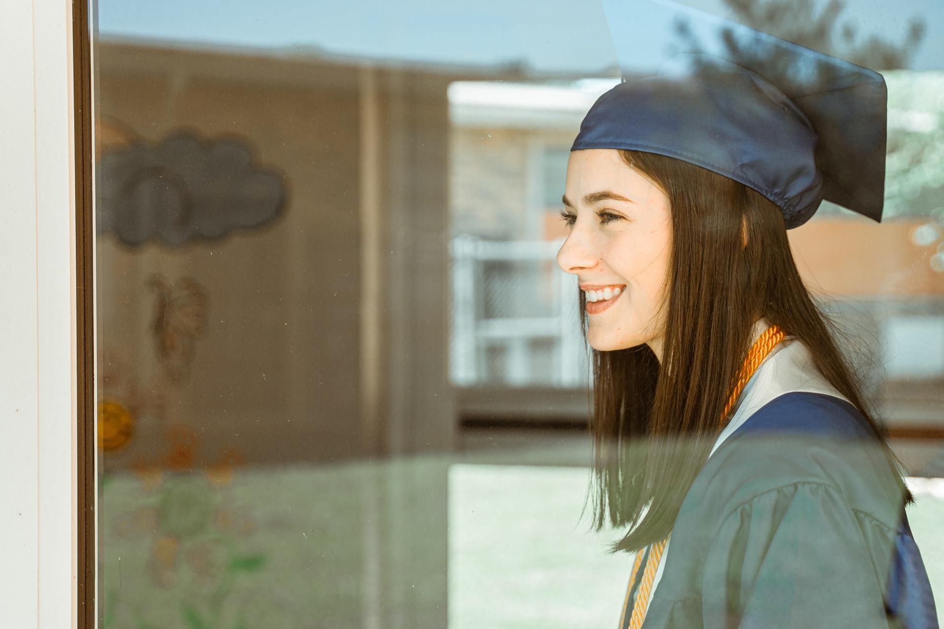 mulher graduada
