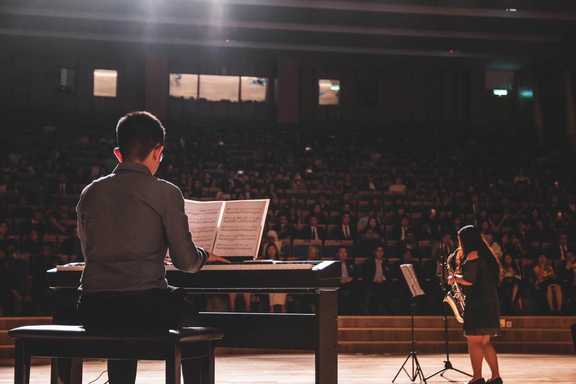 como encontrar o piano ideal