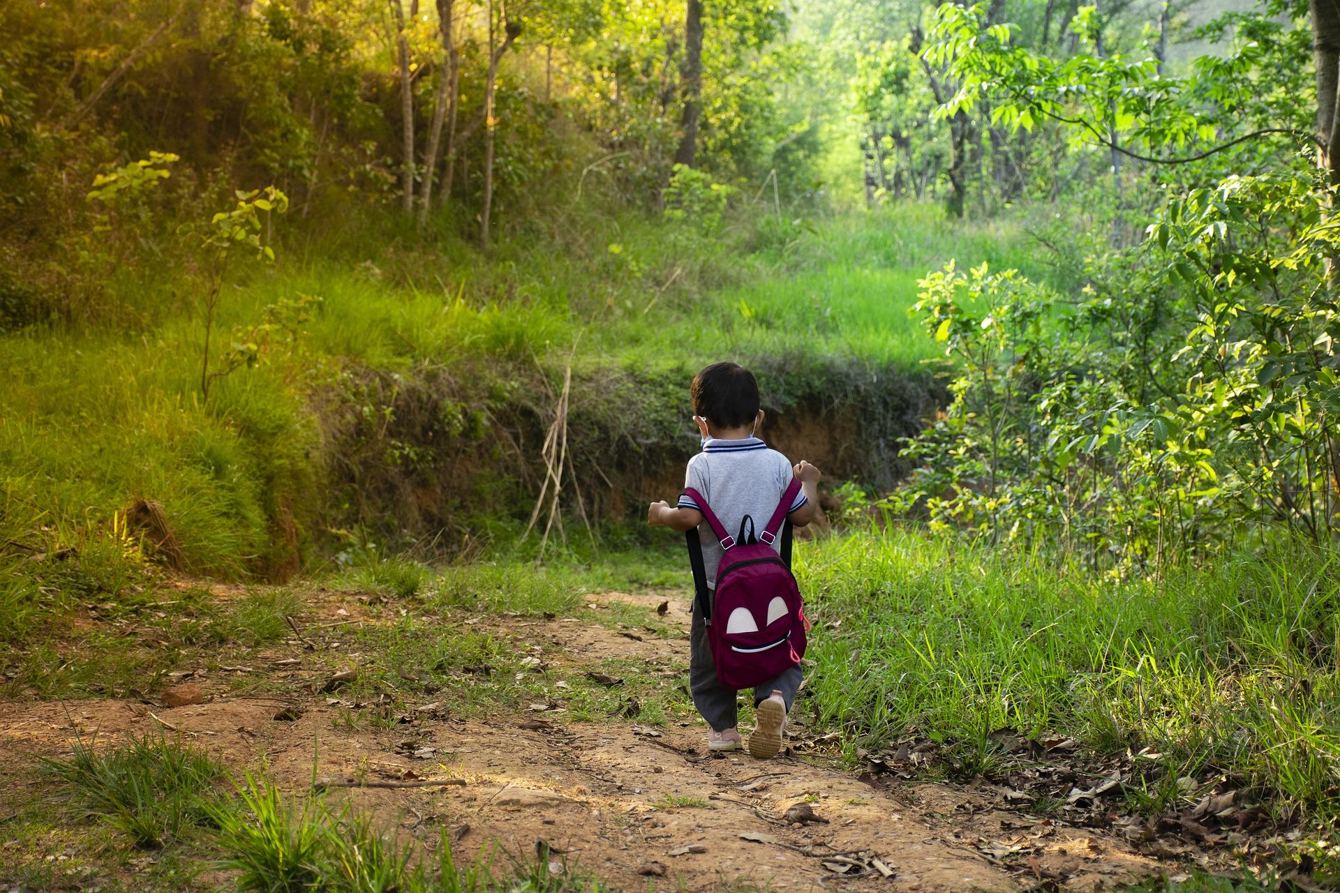 materiais escolares para crianças
