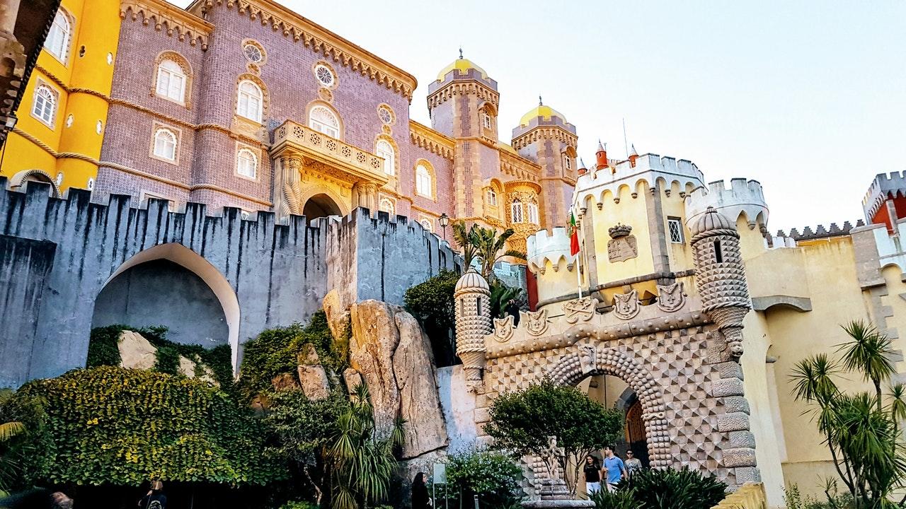 edificios e muralha