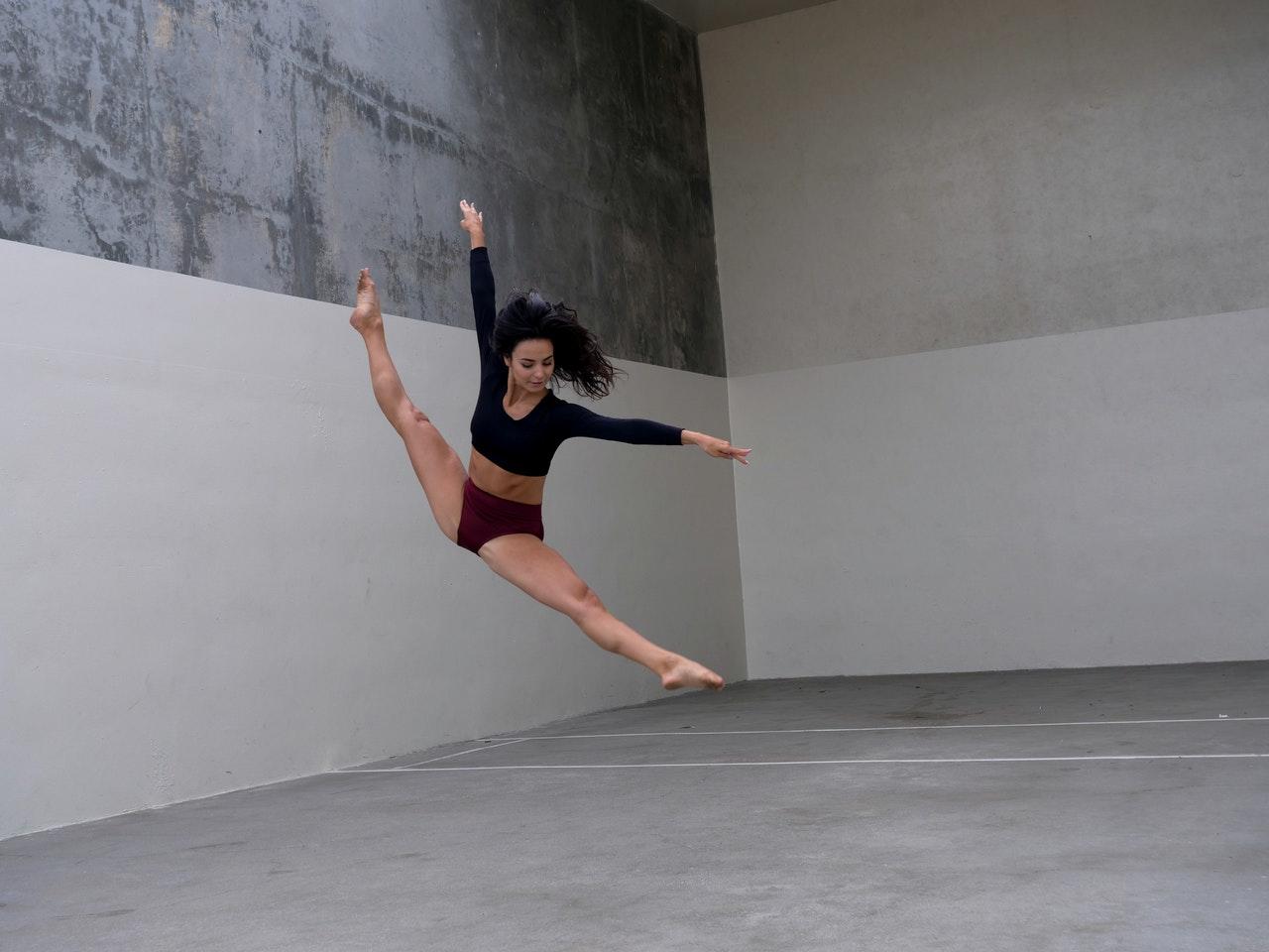 salto bailarina no ar