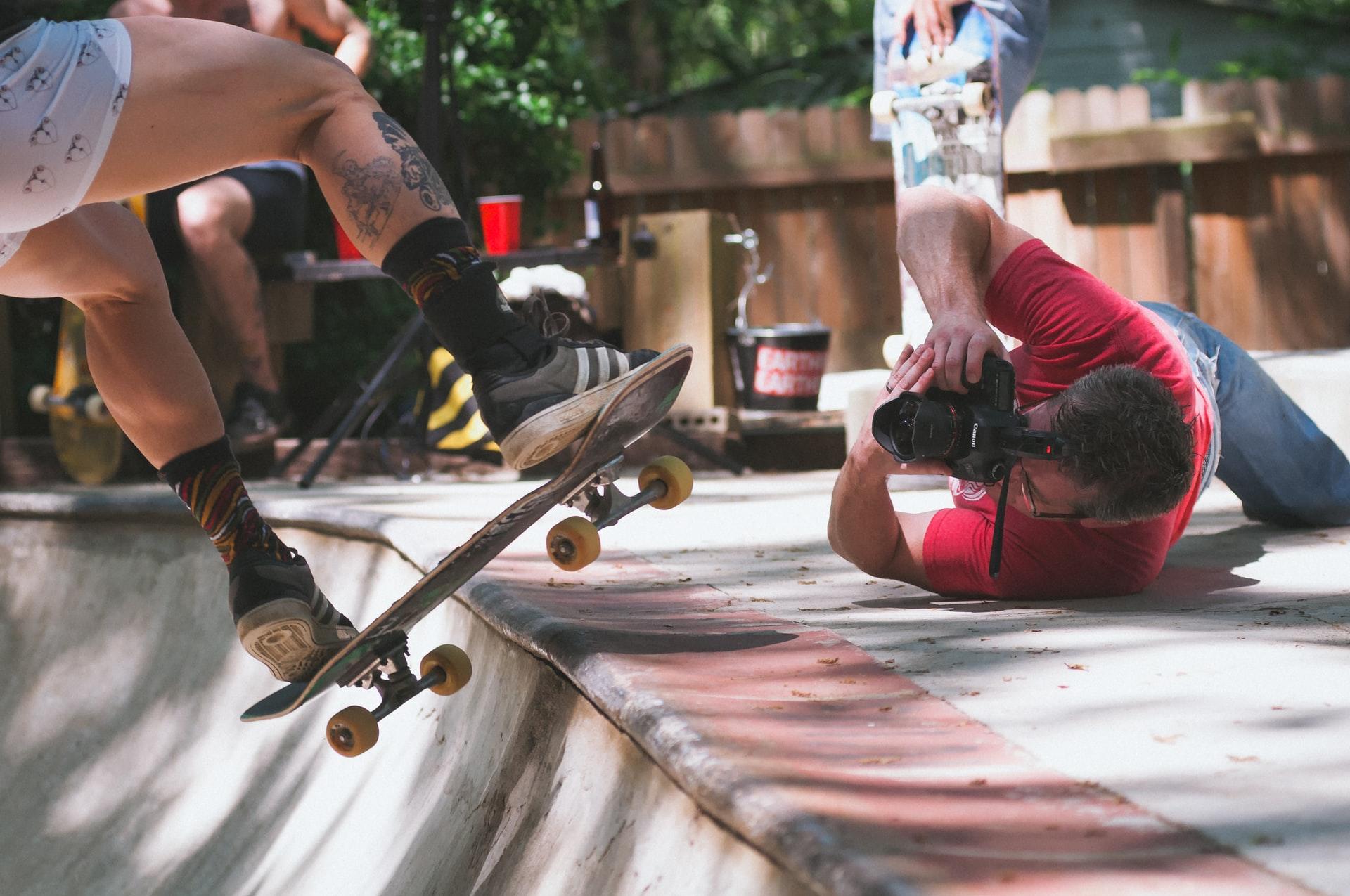 Já pensou em agendar uma sessão num parque de skate e patin