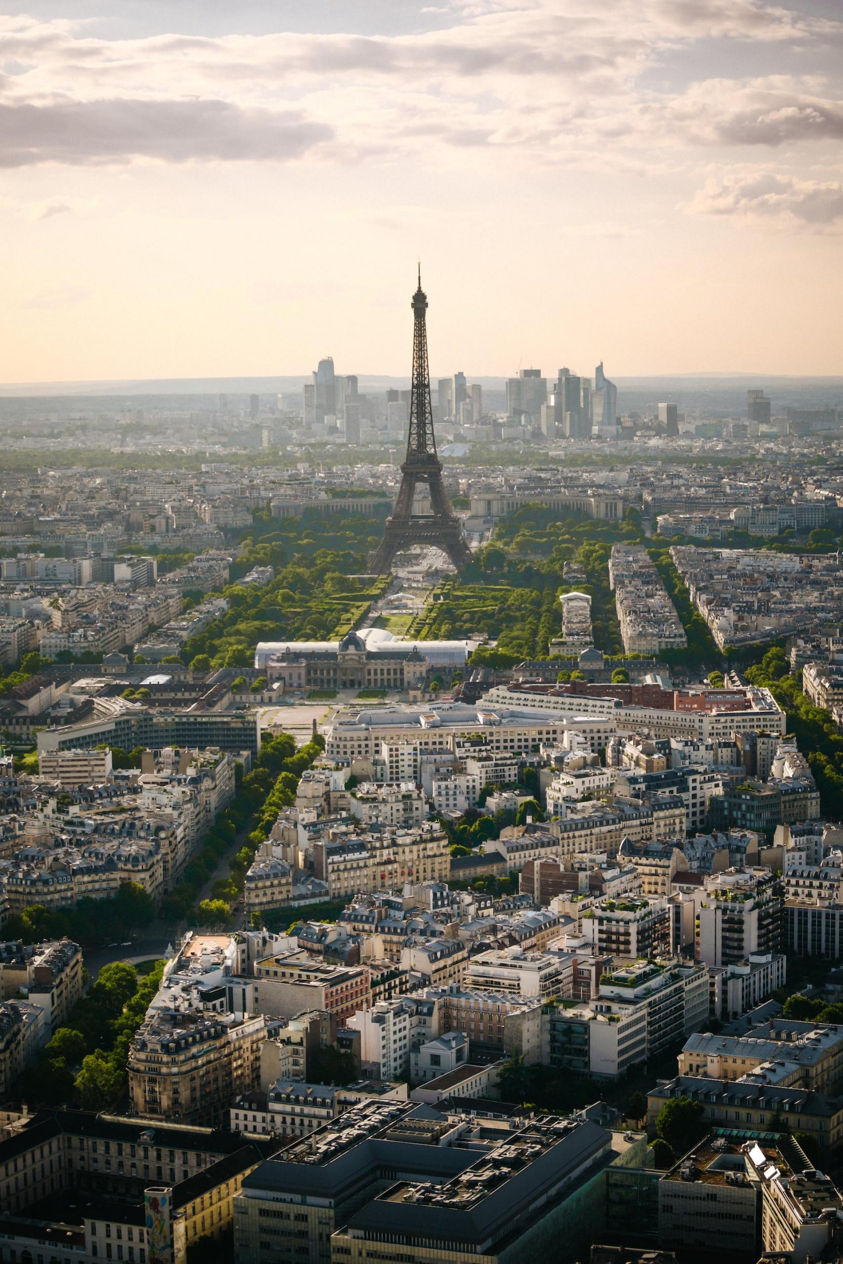 predios e ruas em paris